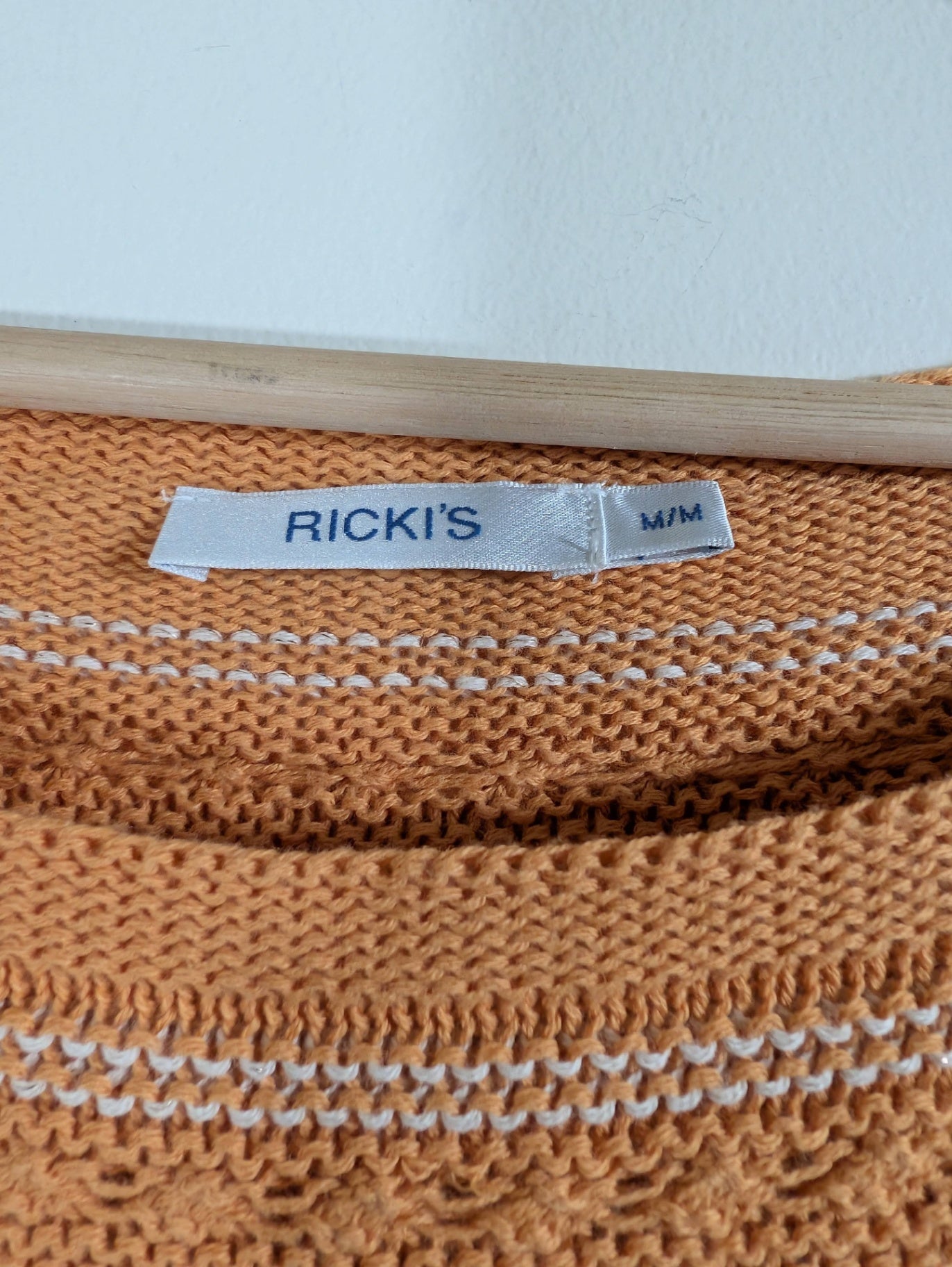 Ricki's orange knit blouse - Medium