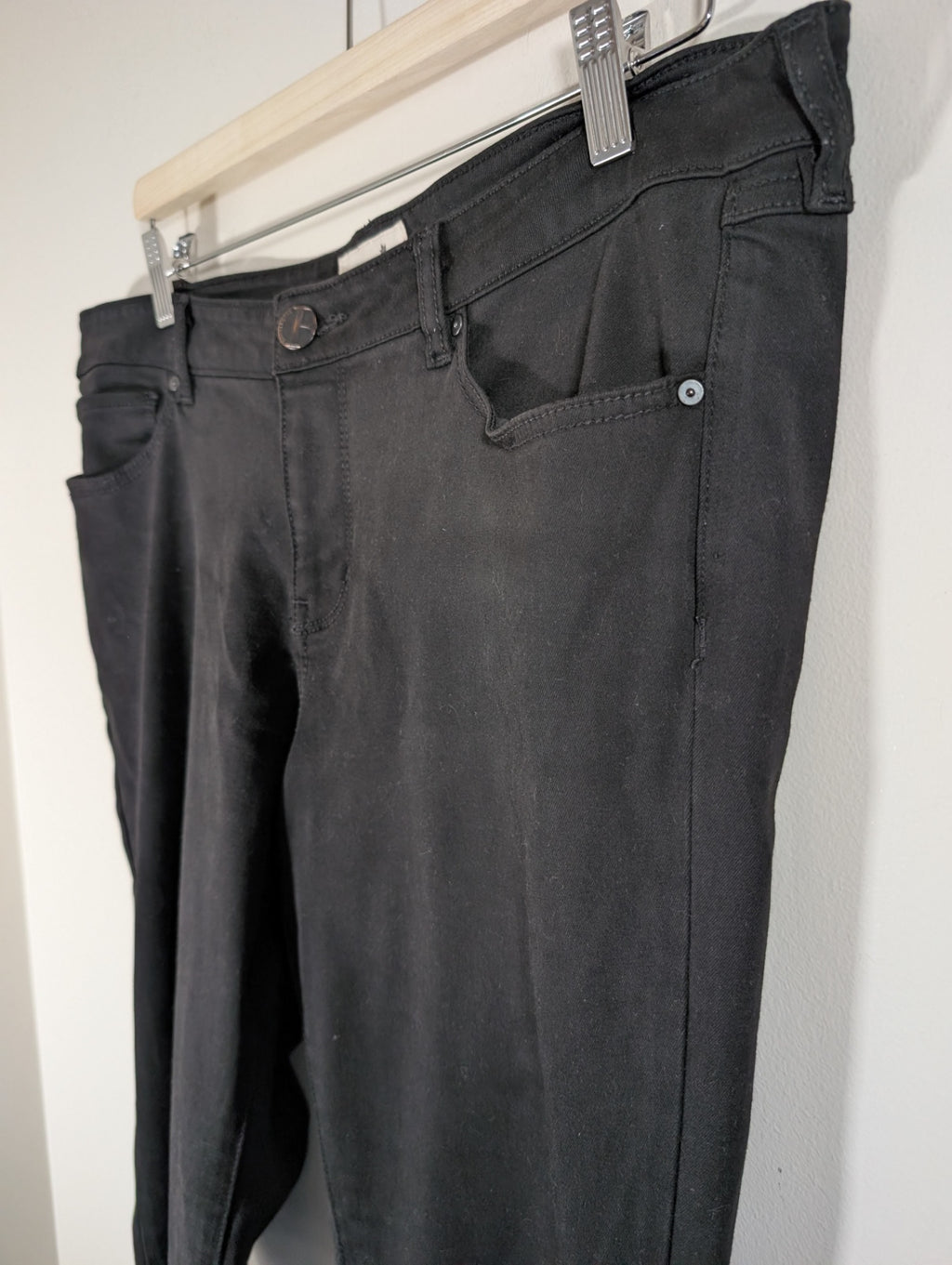 Bootlegger black jeans - appears SZ 36