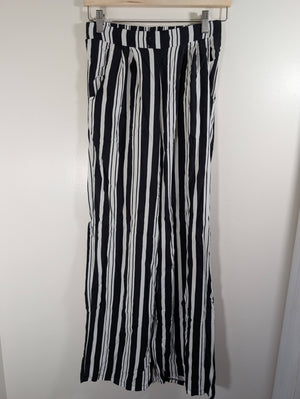 Unknown brand striped pants - Small