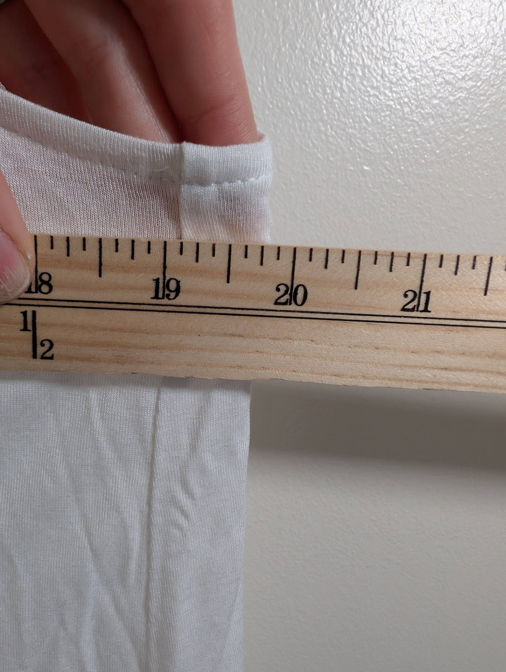 Unknown brand white tank - appears Medium