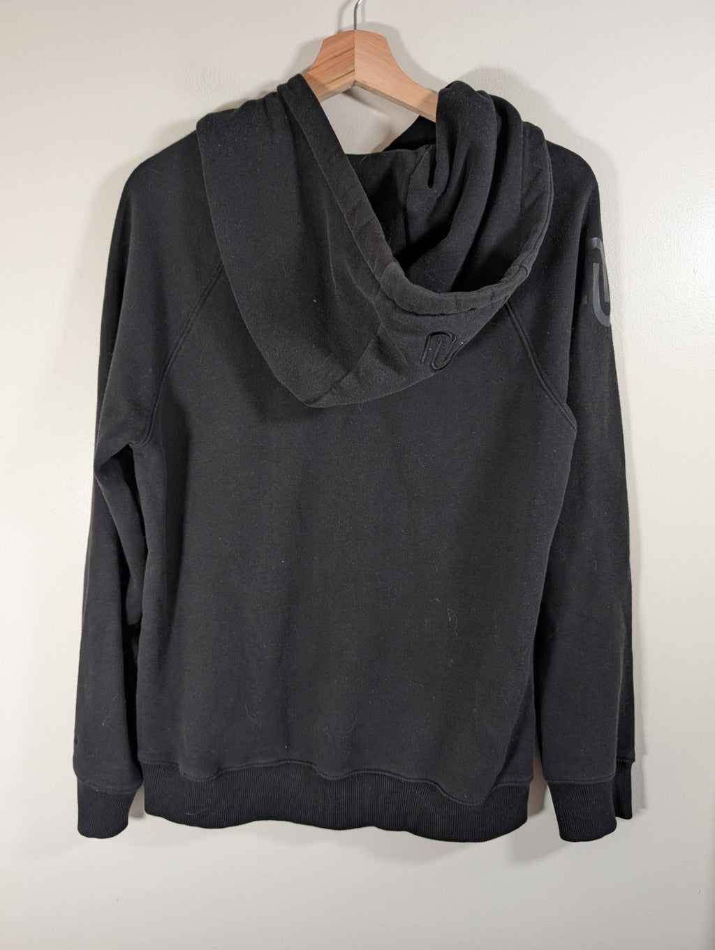 Numero hoodie - Large