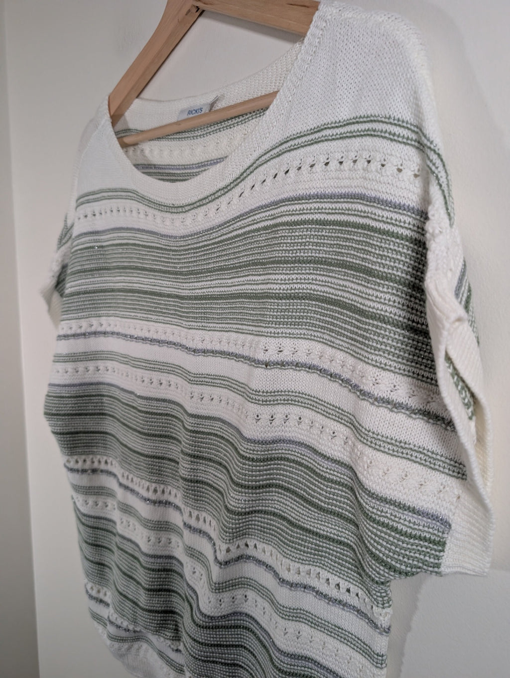 Ricki's green knit blouse - Medium
