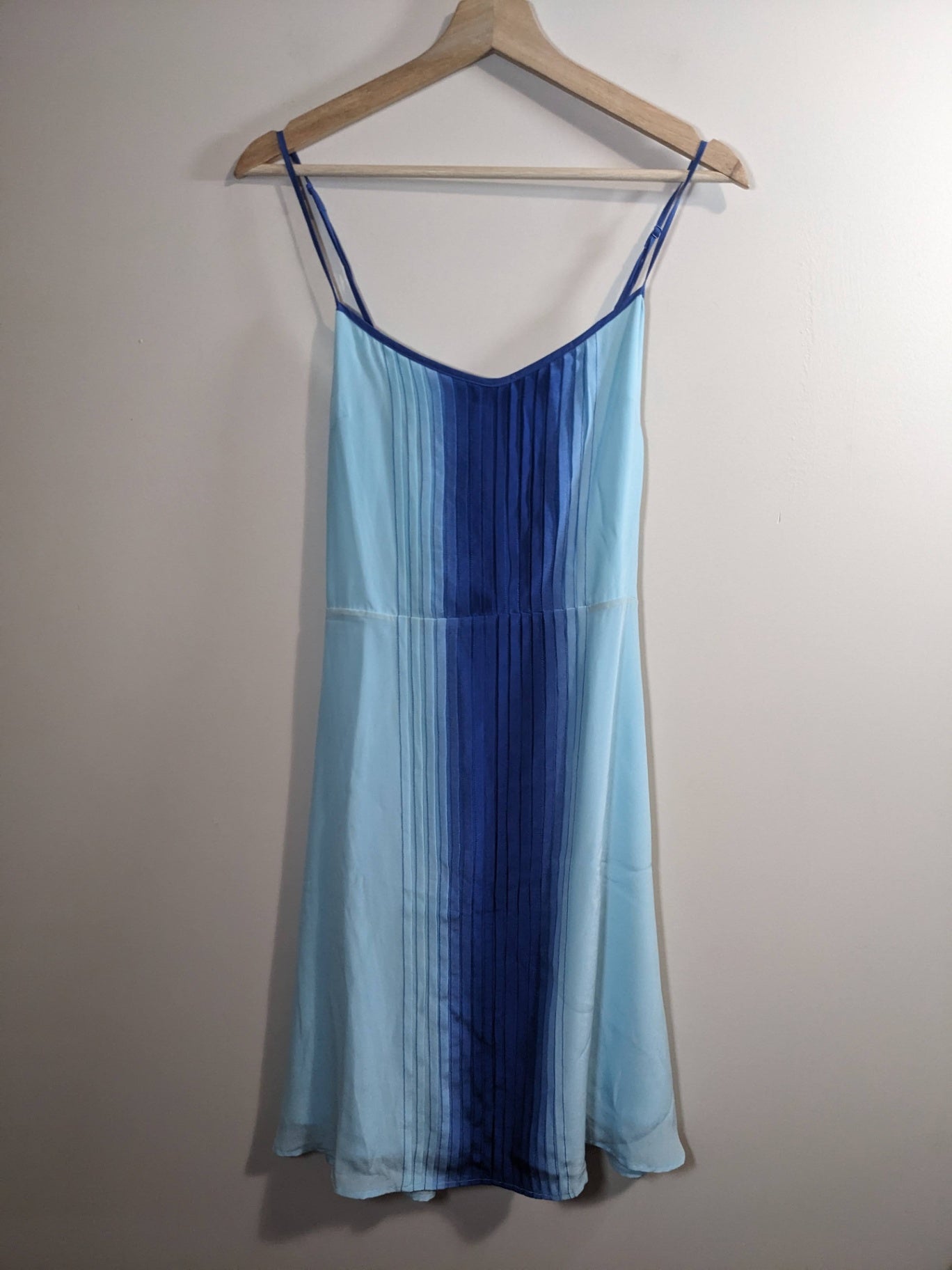 Max Blue Pleated Dress - sz 12