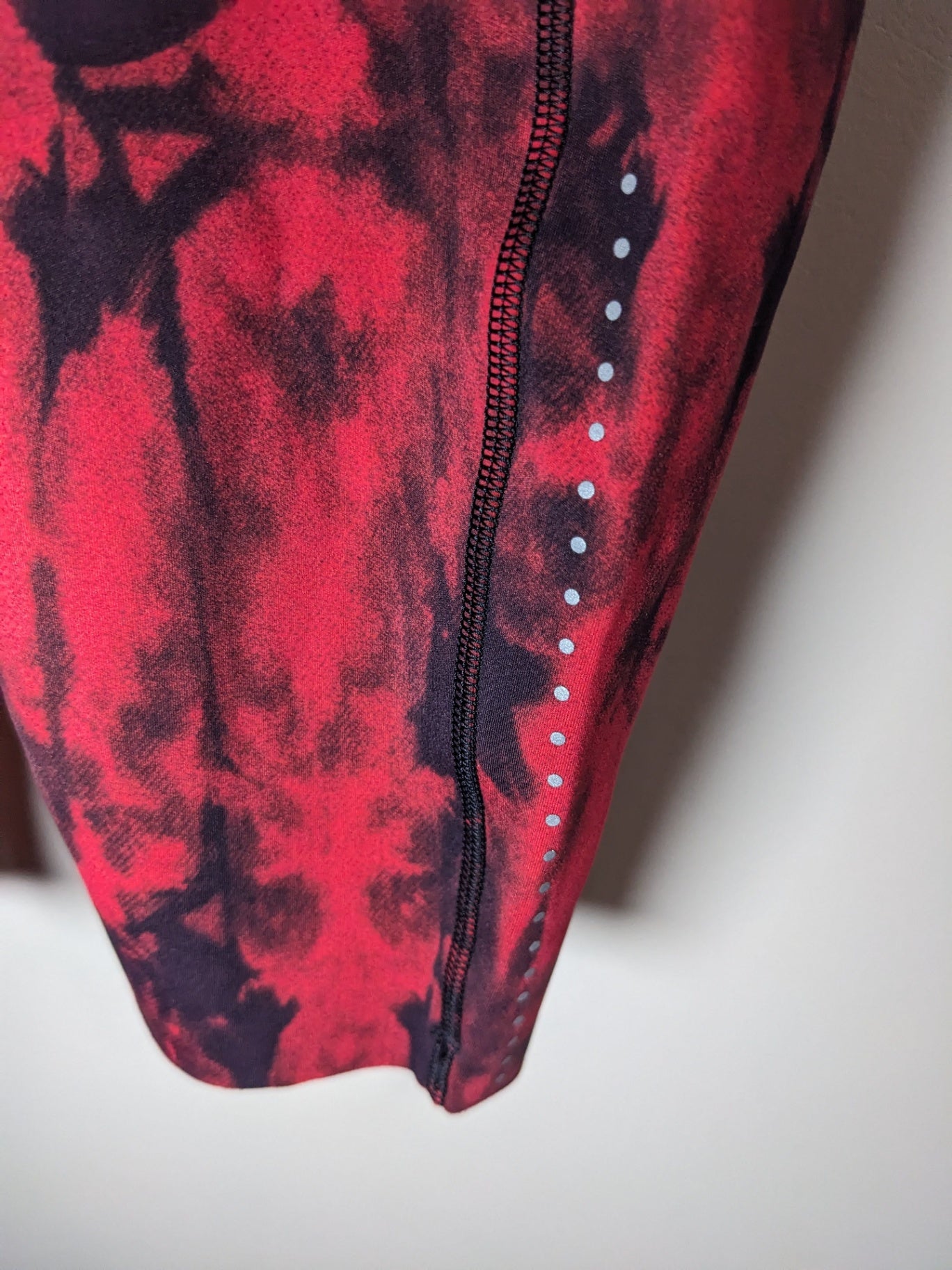 Lululemon Red Tye Dye Leggings - sz 8