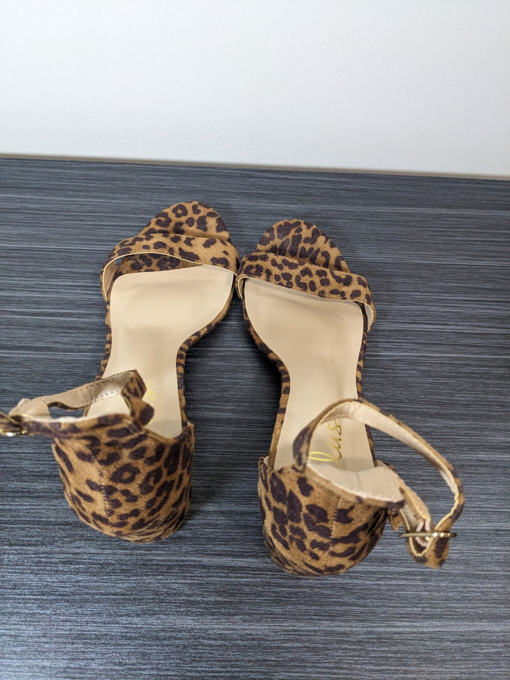 NWOT lulus Leopard Strap Sandals - sz 9
