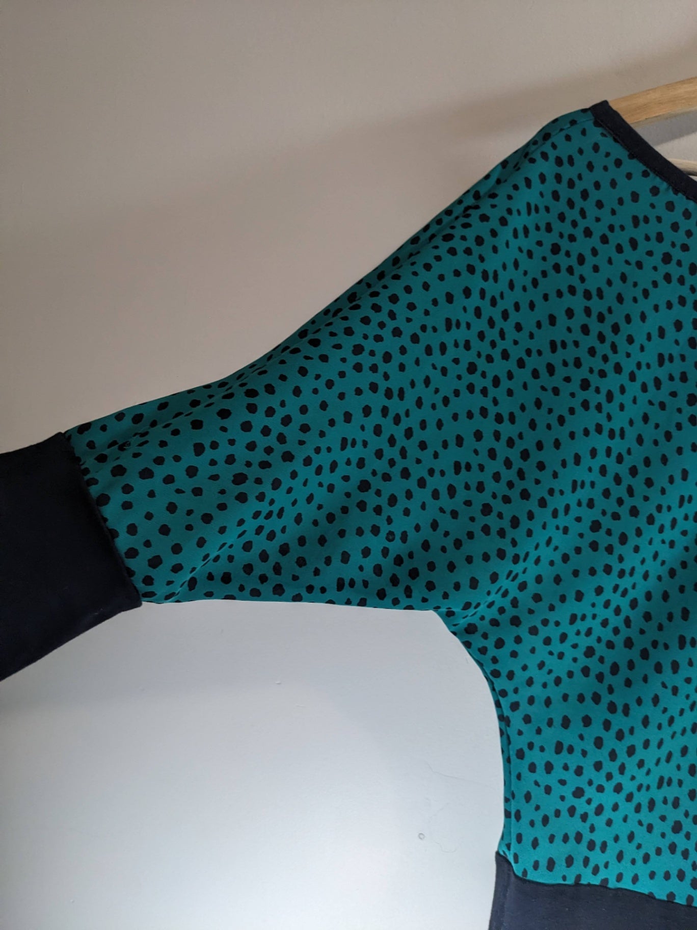 Surge Green/Black Blouse - M