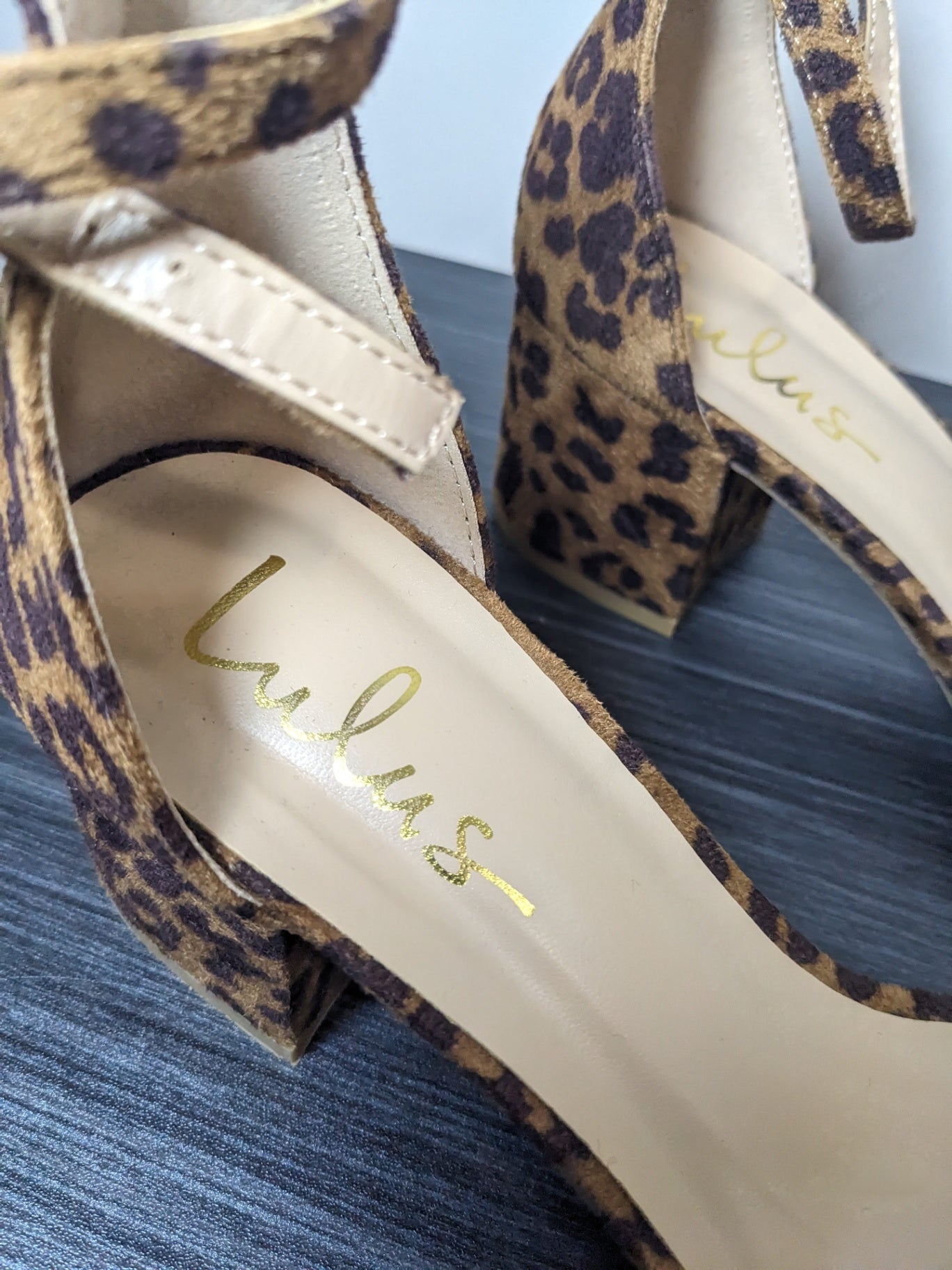 NWOT lulus Leopard Strap Sandals - sz 9