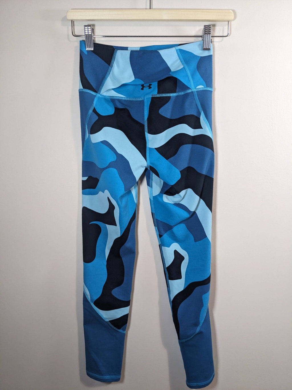 Under Armour Blue Camo Leggings - XS