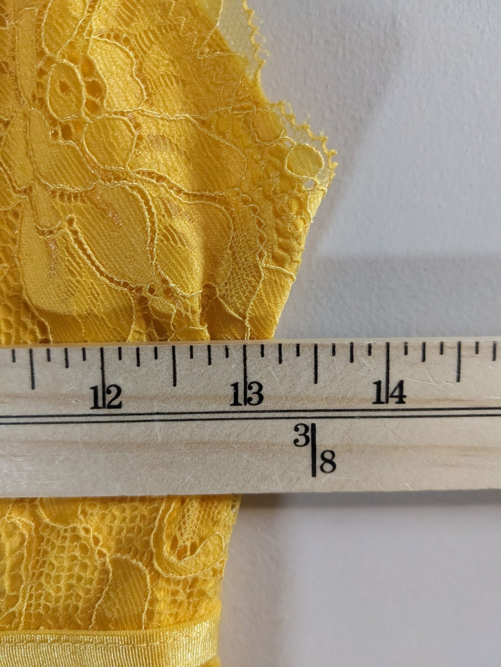Guess Yellow Lace Dress - S