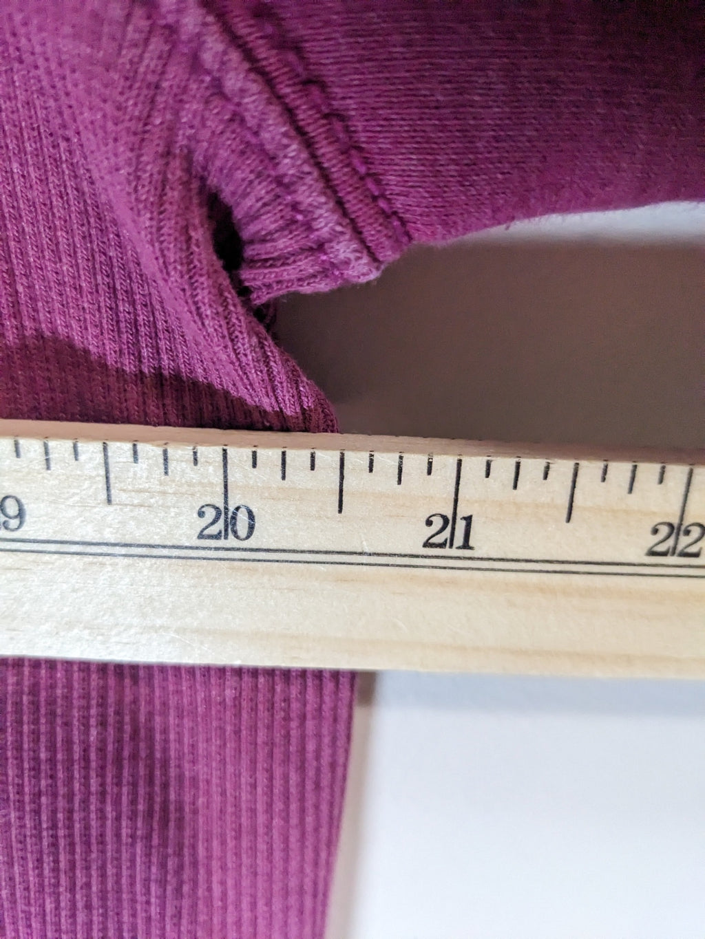 Carhartt Pink Crewneck - L