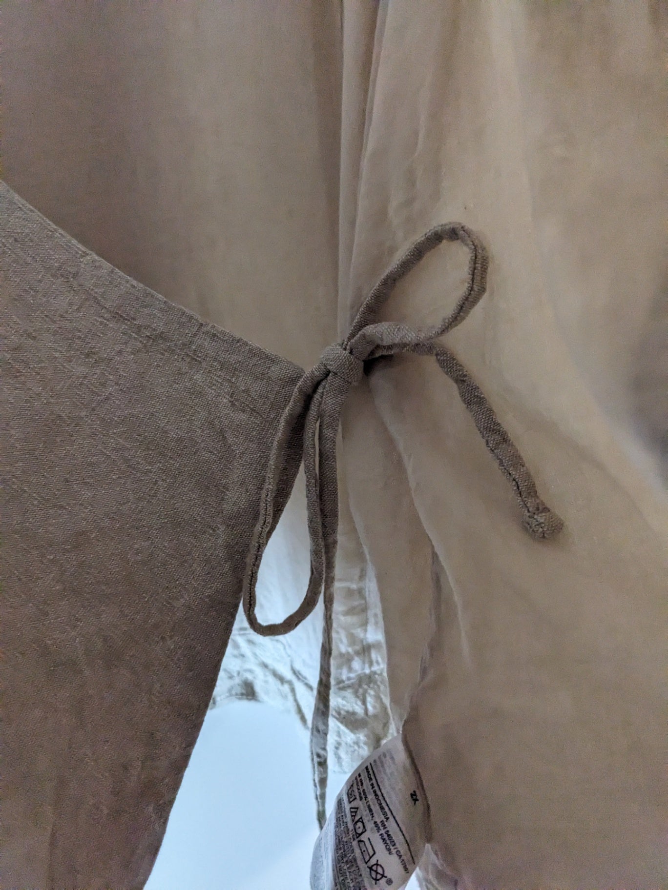 Old Navy Linen Beige Sleeveless Blouse - 2XL