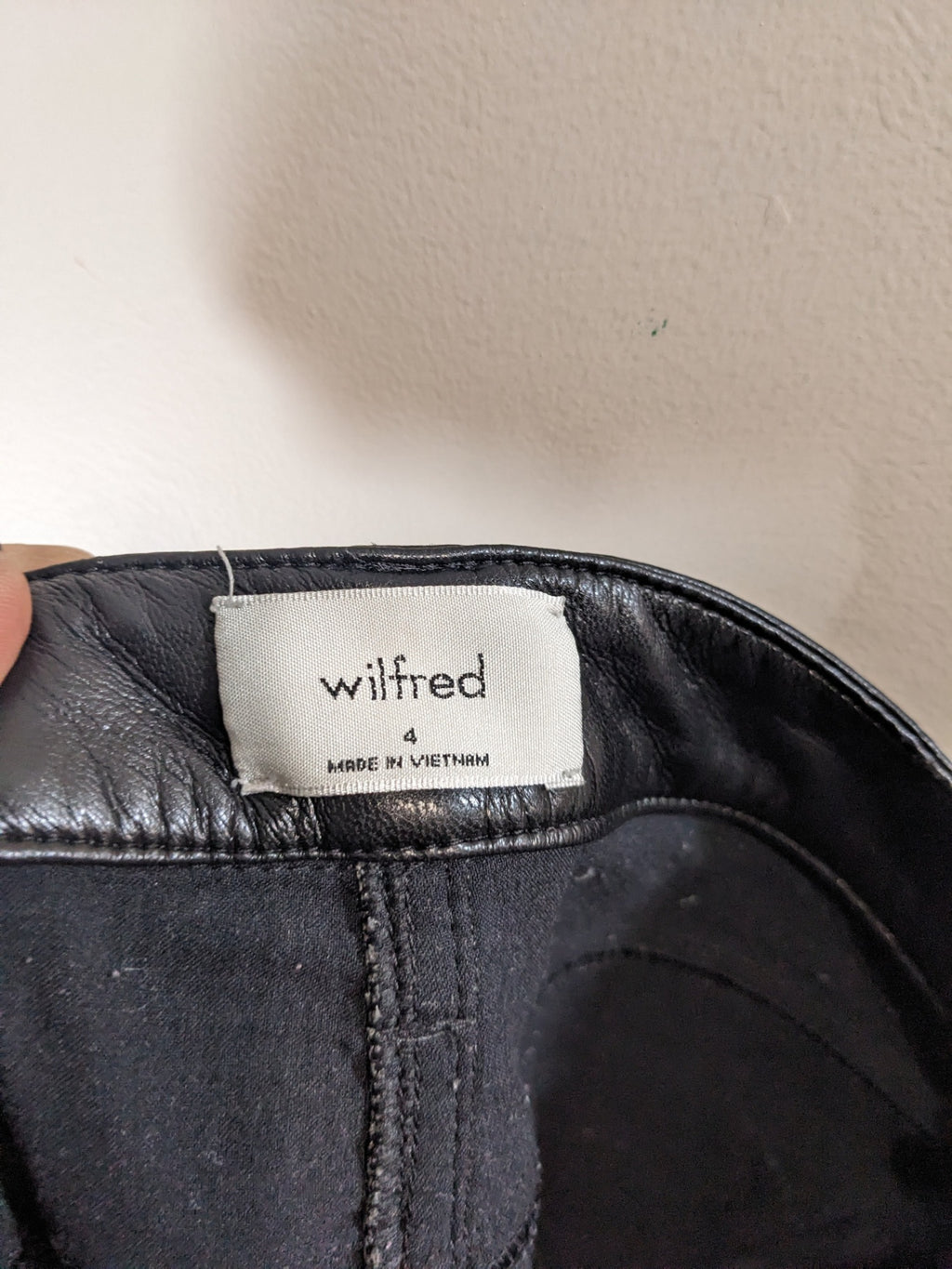 Wilfred Black Pants - sz 4