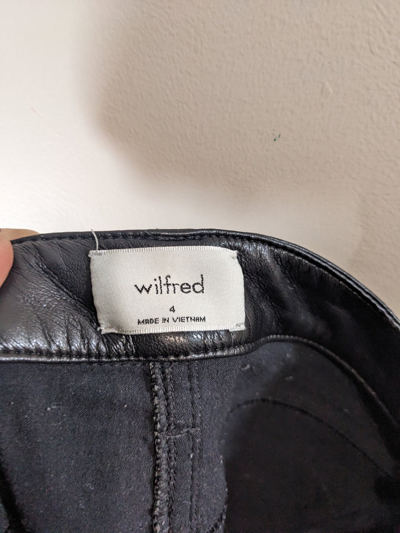 Wilfred Black Pants - sz 4