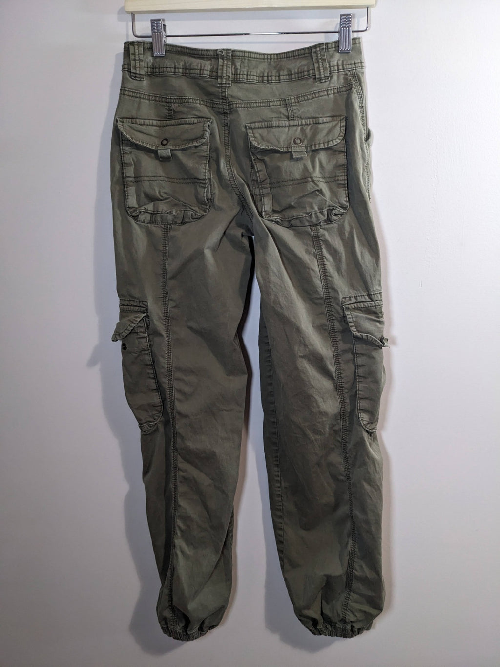 Garage Green Cargo Pants - sz 1