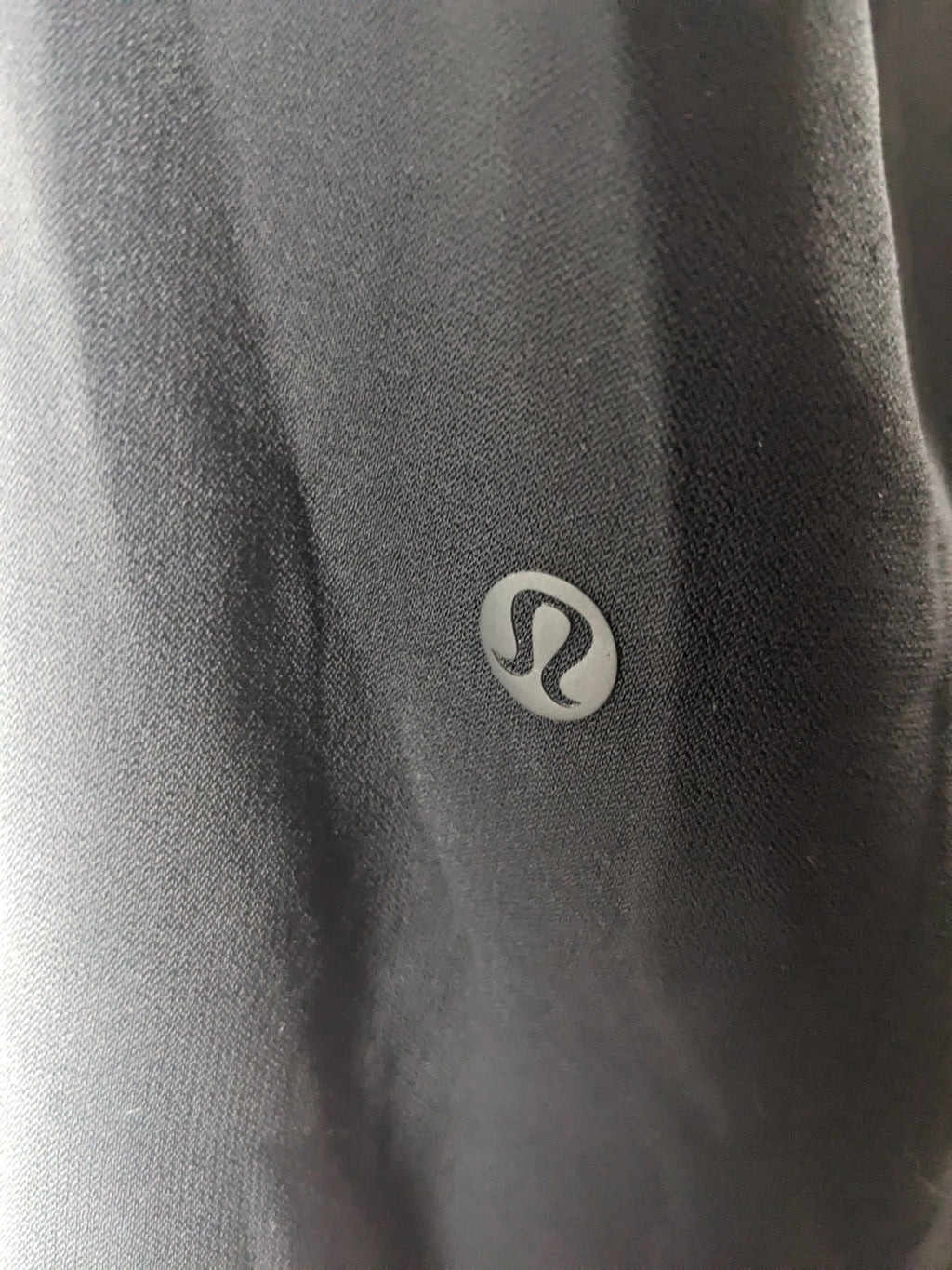 Lululemon On The Fly Black Pants - sz 4