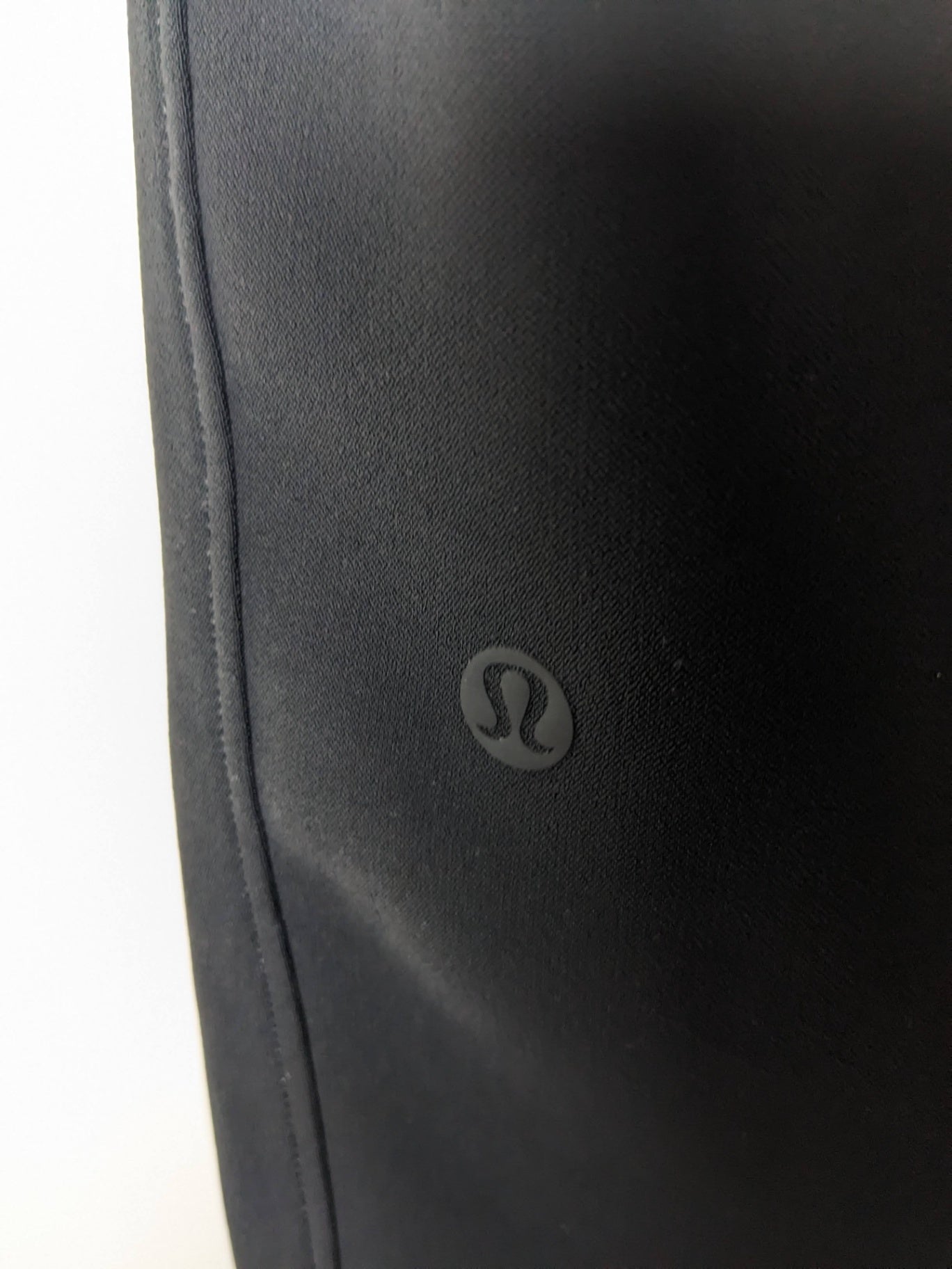 Lululemon - 4