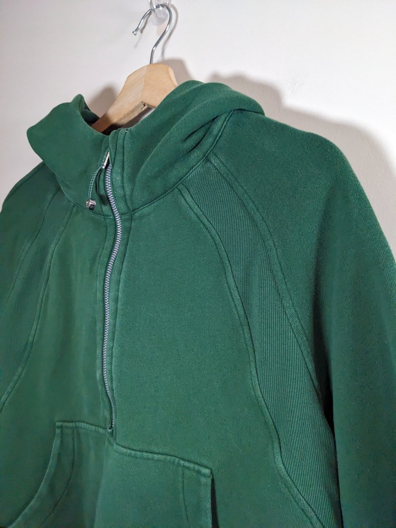 Lululemon Green Scuba Hoodie - M/L