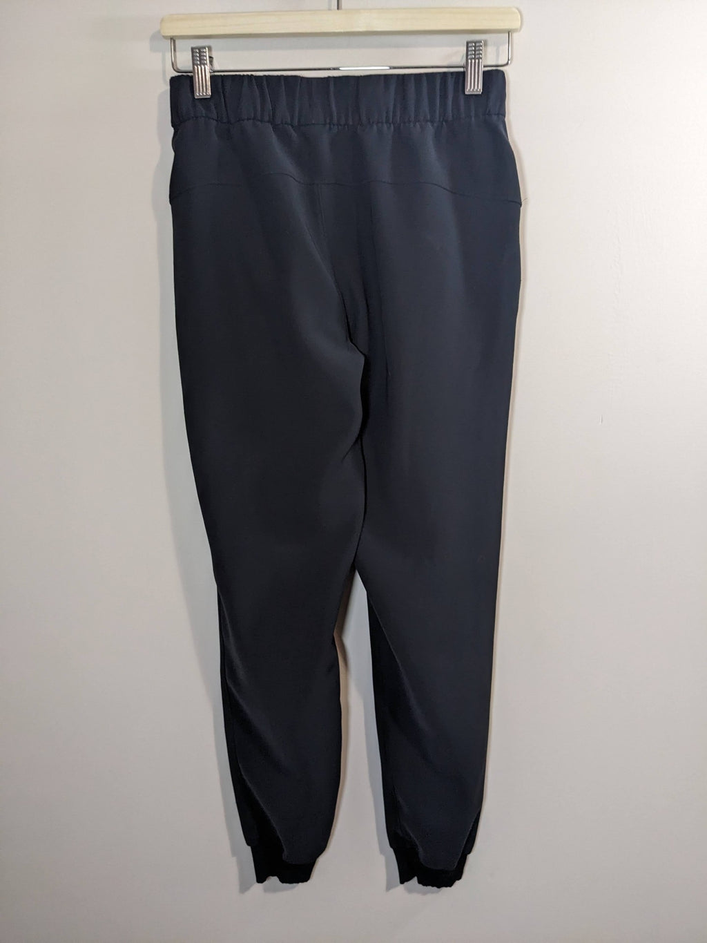 Lululemon - 4
