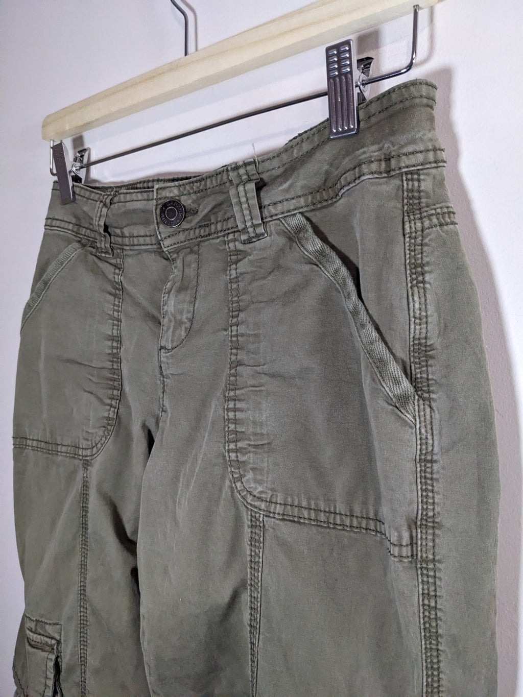 Garage Green Cargo Pants - sz 1