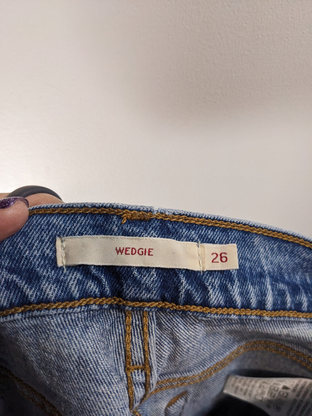Levi's Wedgie Jeans - sz 26
