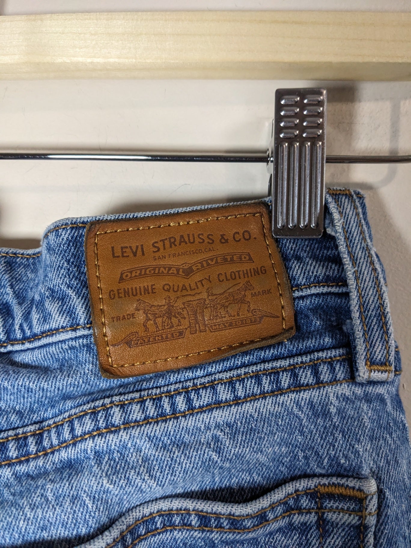 Levi's Wedgie Jeans - sz 26