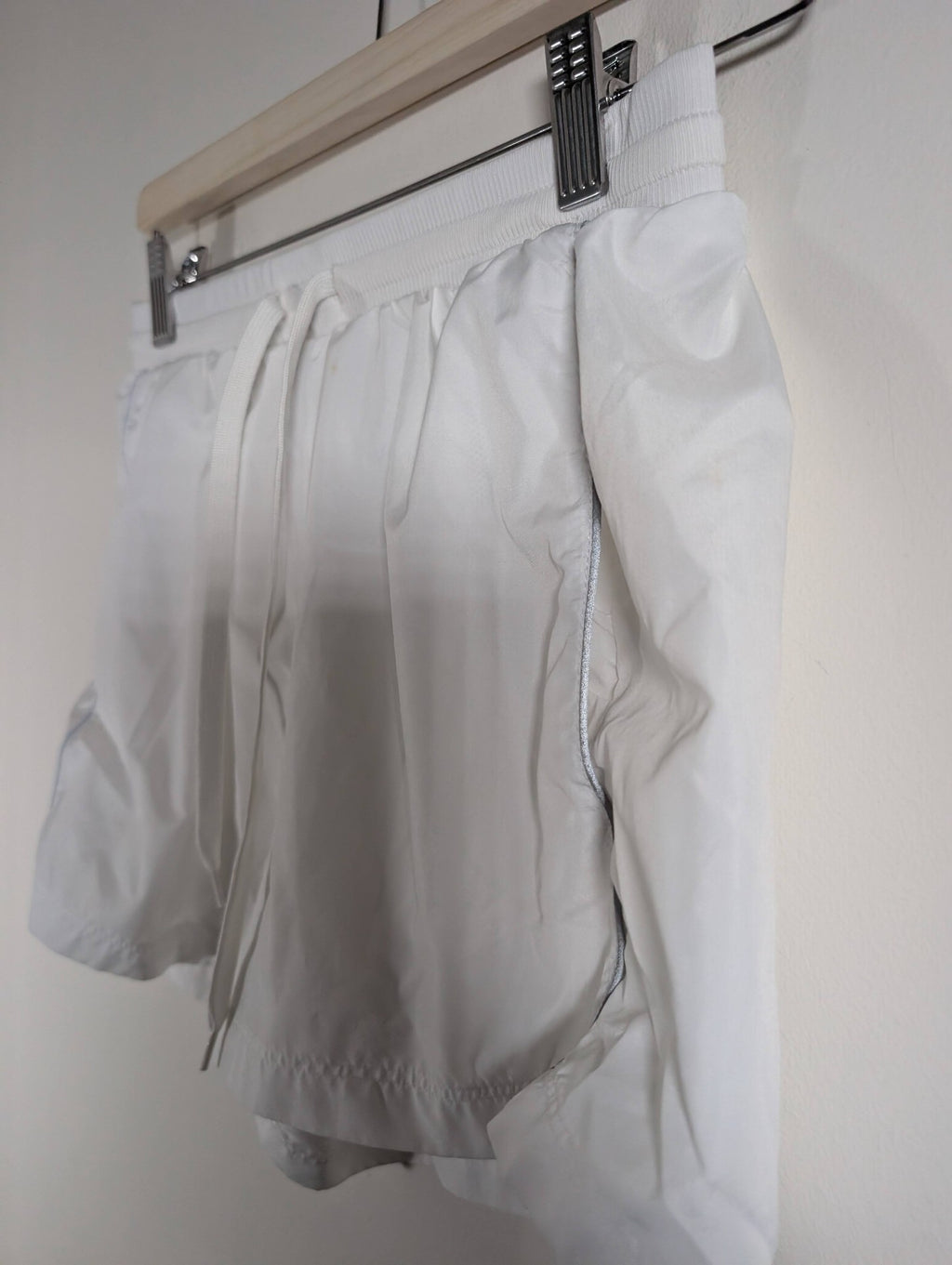 Athletic Works white shorts - Small