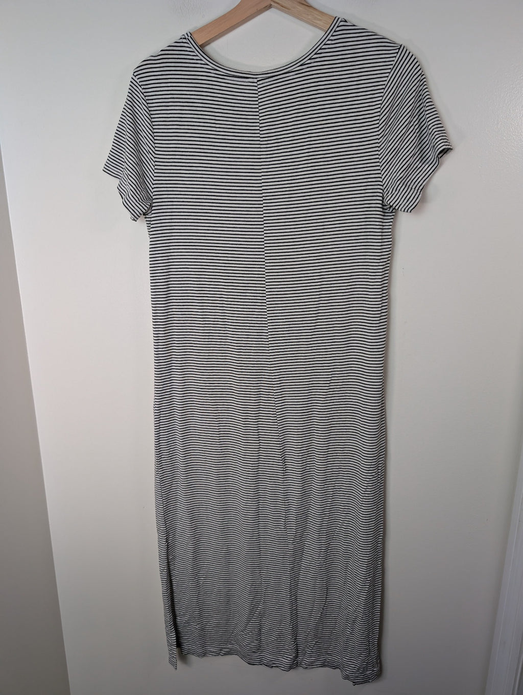 Old Navy striped dress - Medium