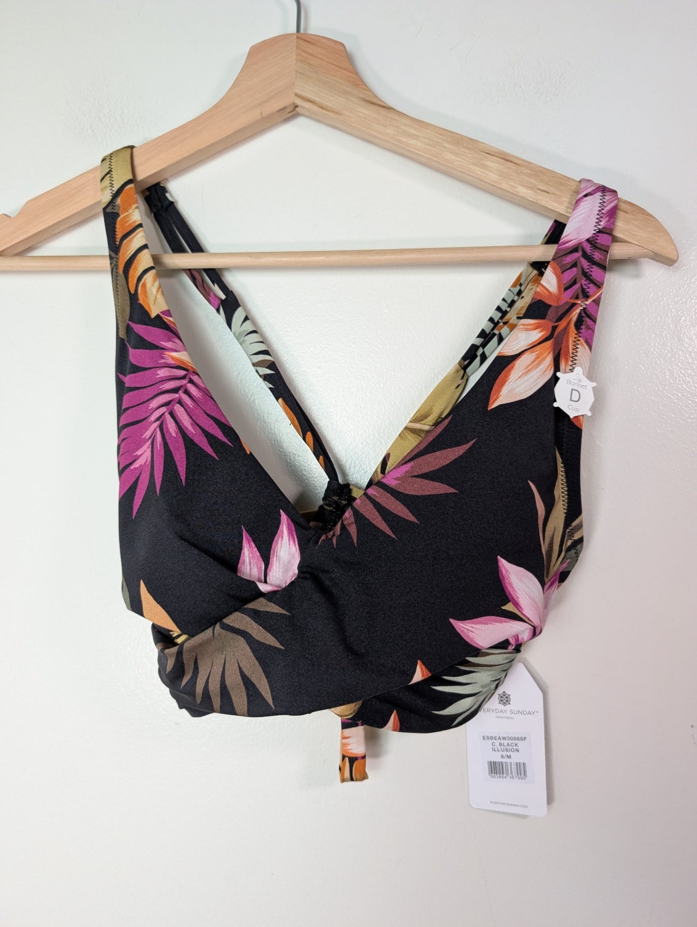 NWT Everyday Sunday swim top - Medium