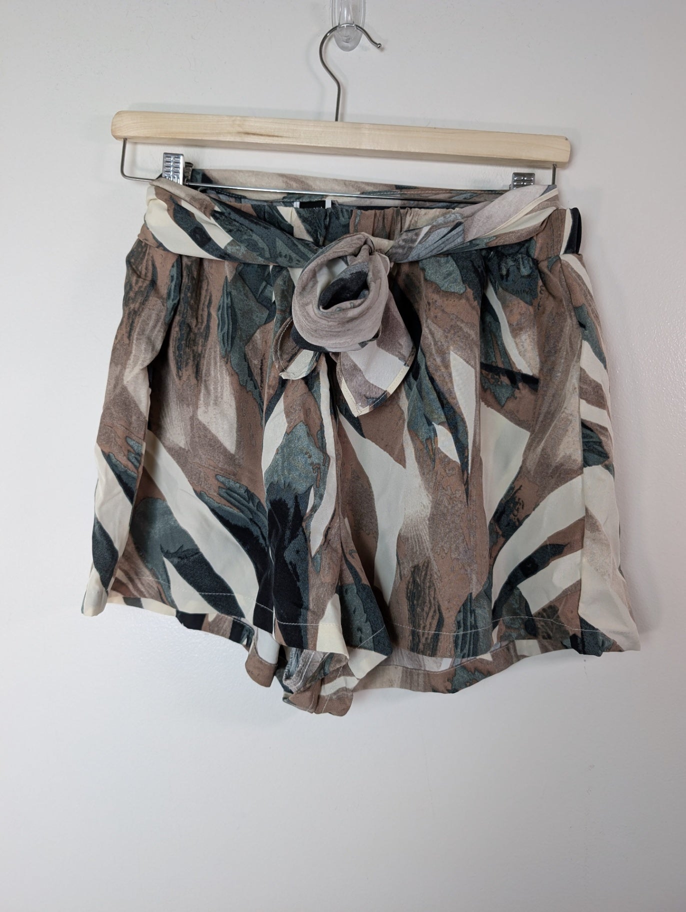 Shein shorts- XL