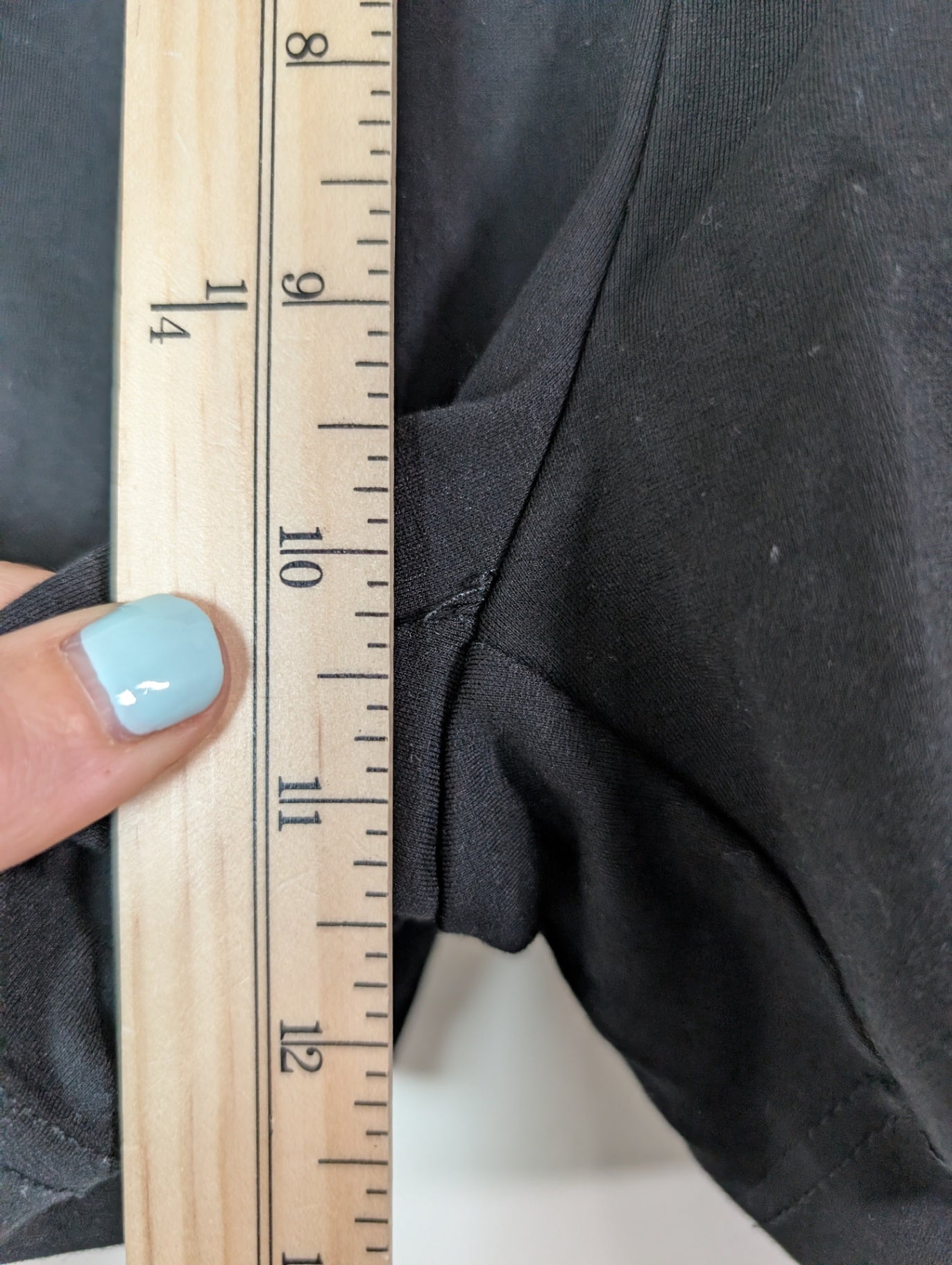 Only black easy shorts - Large