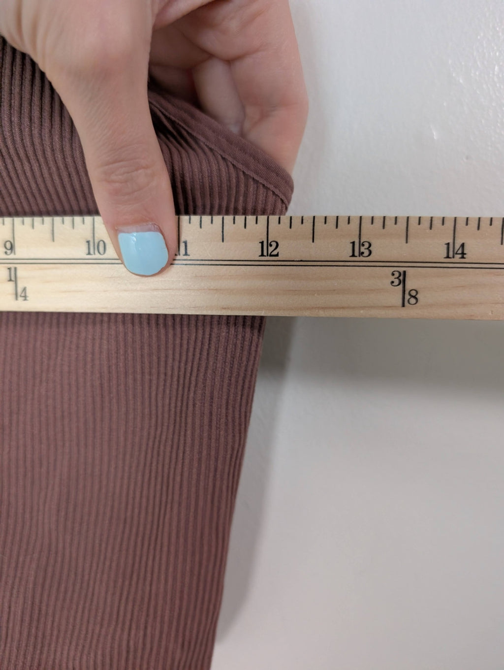 Unknown brand ribbed tank - appears Medium