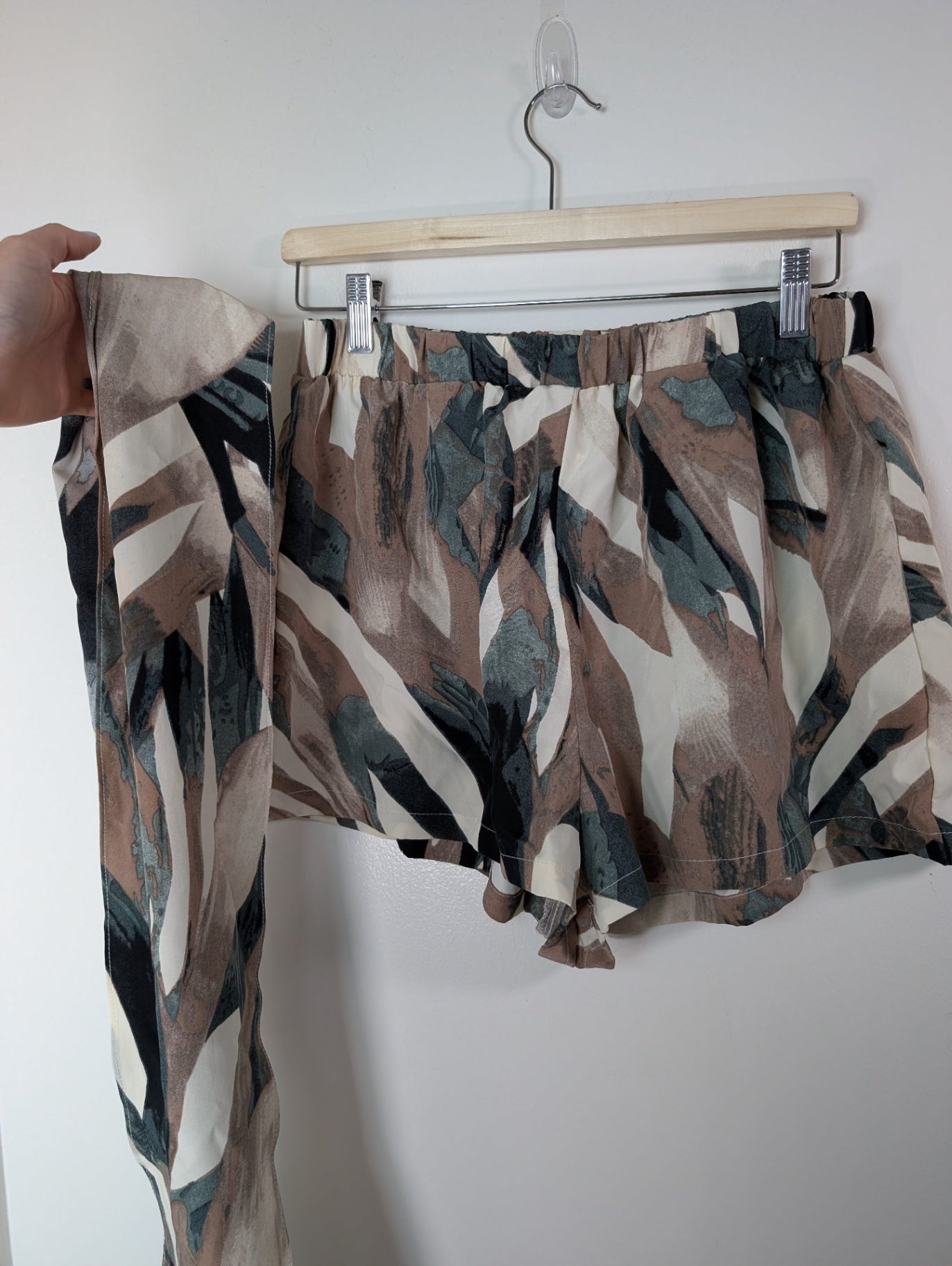 Shein shorts- XL