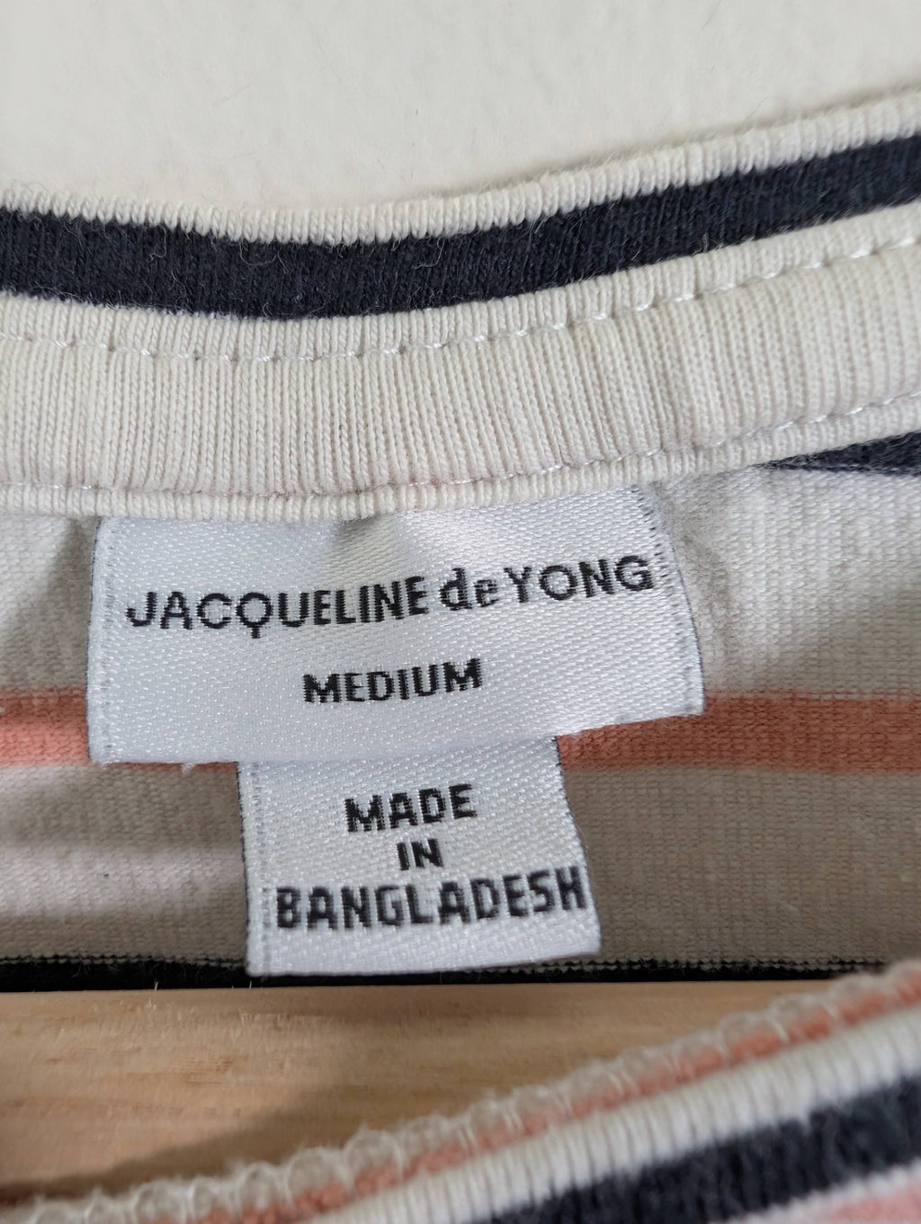 Jacqueline de Yong striped tee - Medium