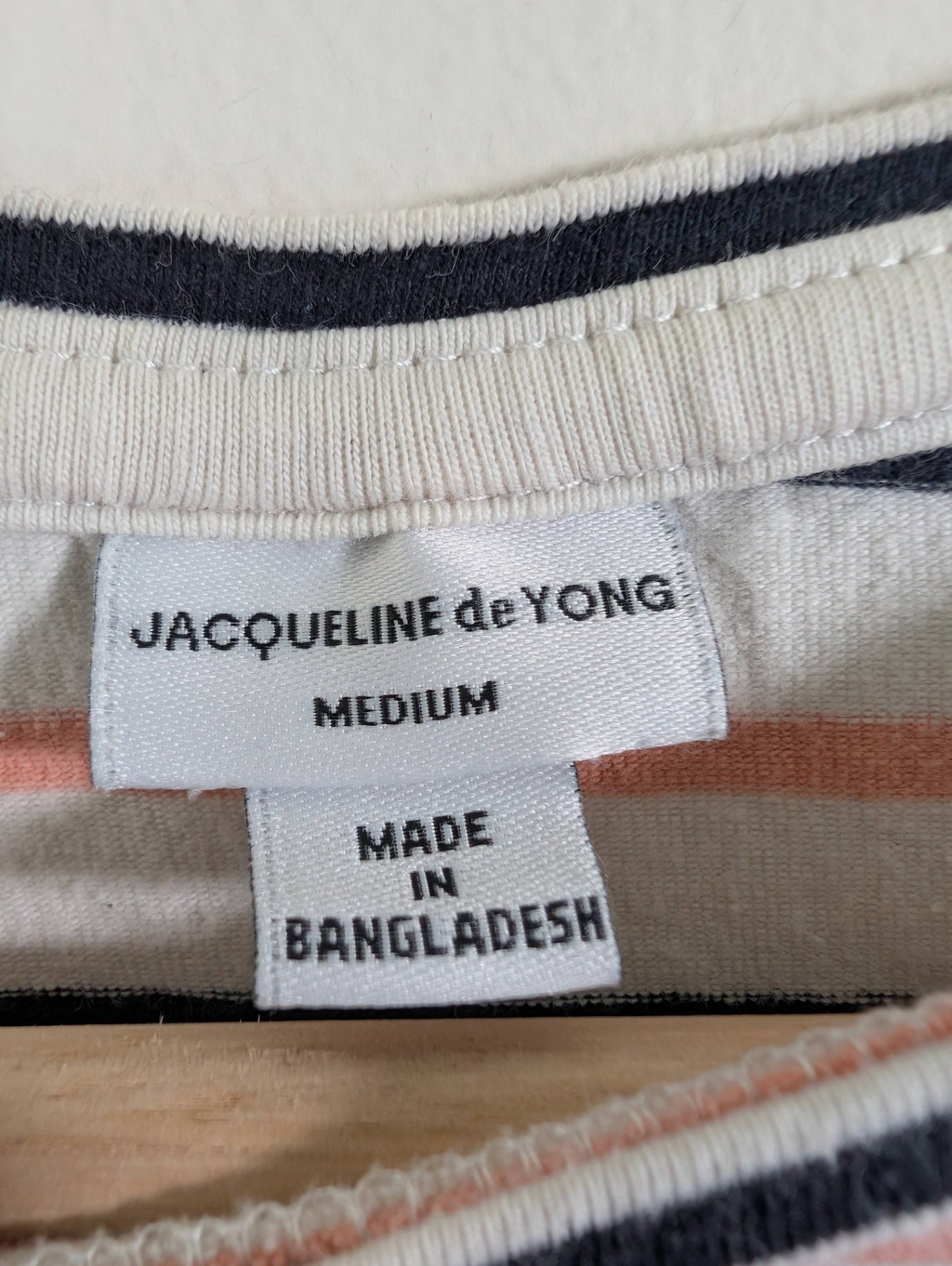 Jacqueline de Yong striped tee - Medium