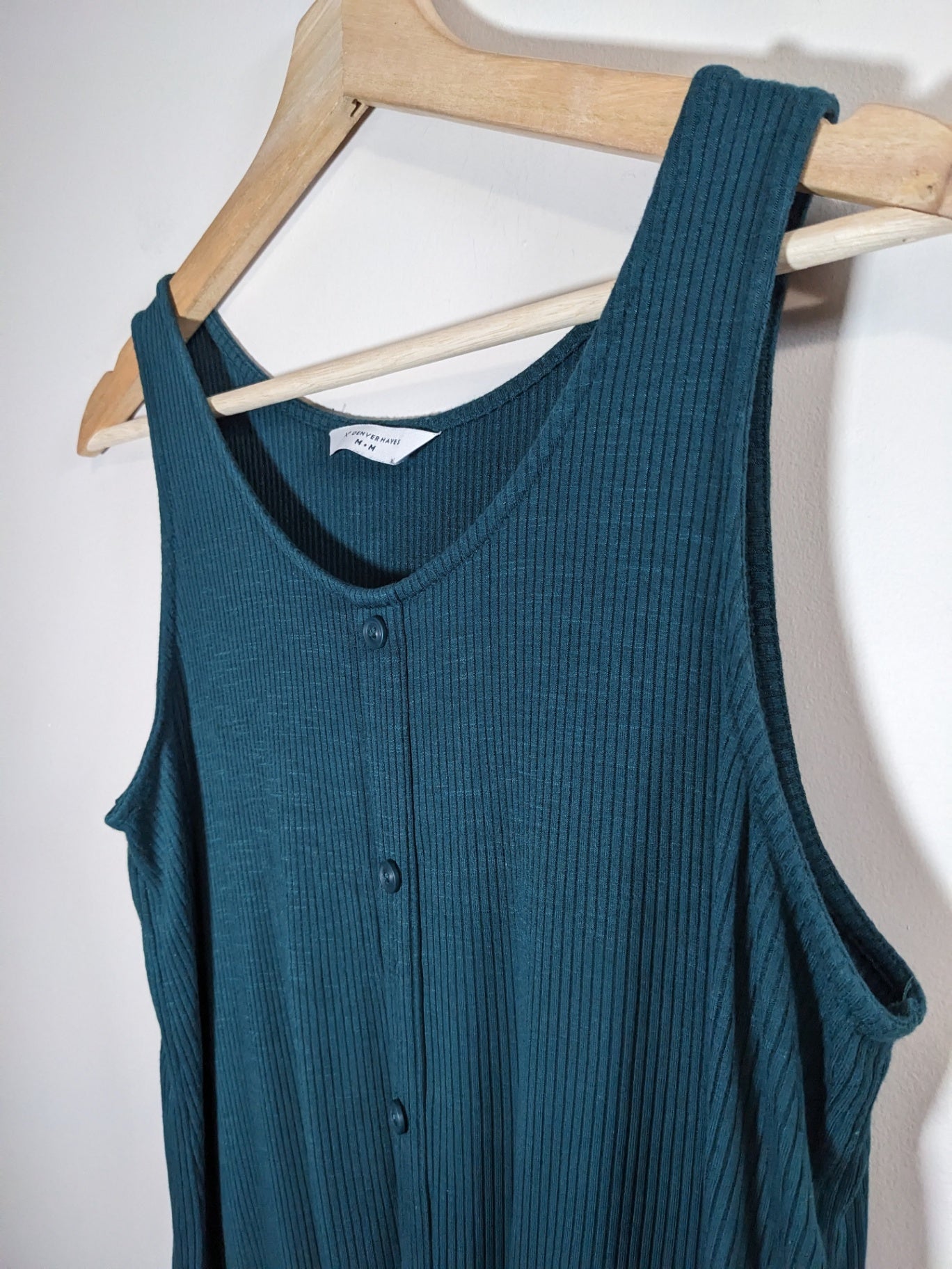 Denver Hayes Front Tie Tank Top - M