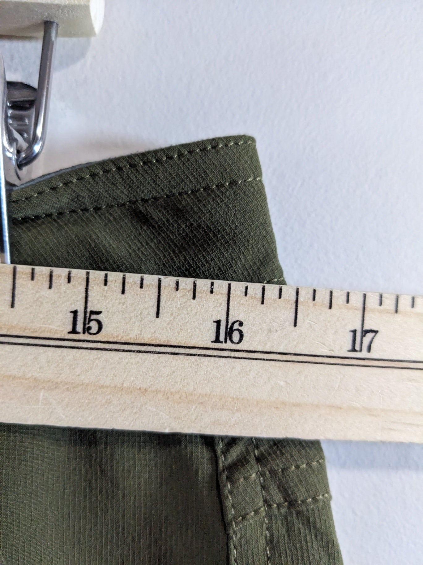 NWT Outdoor Research Olive Utility Shorts - sz 8