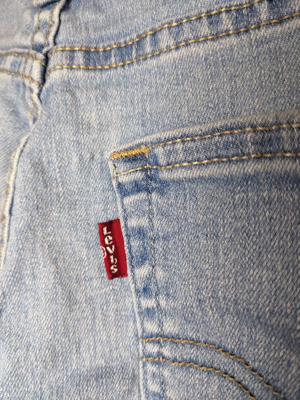 Levi's Flare Jeans - sz 29