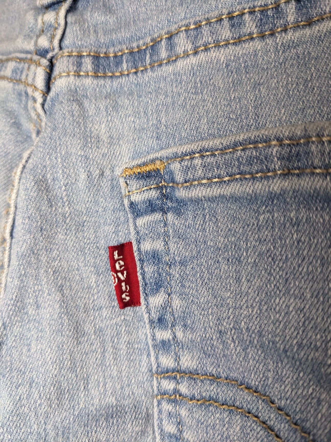 Levi's Flare Jeans - sz 29