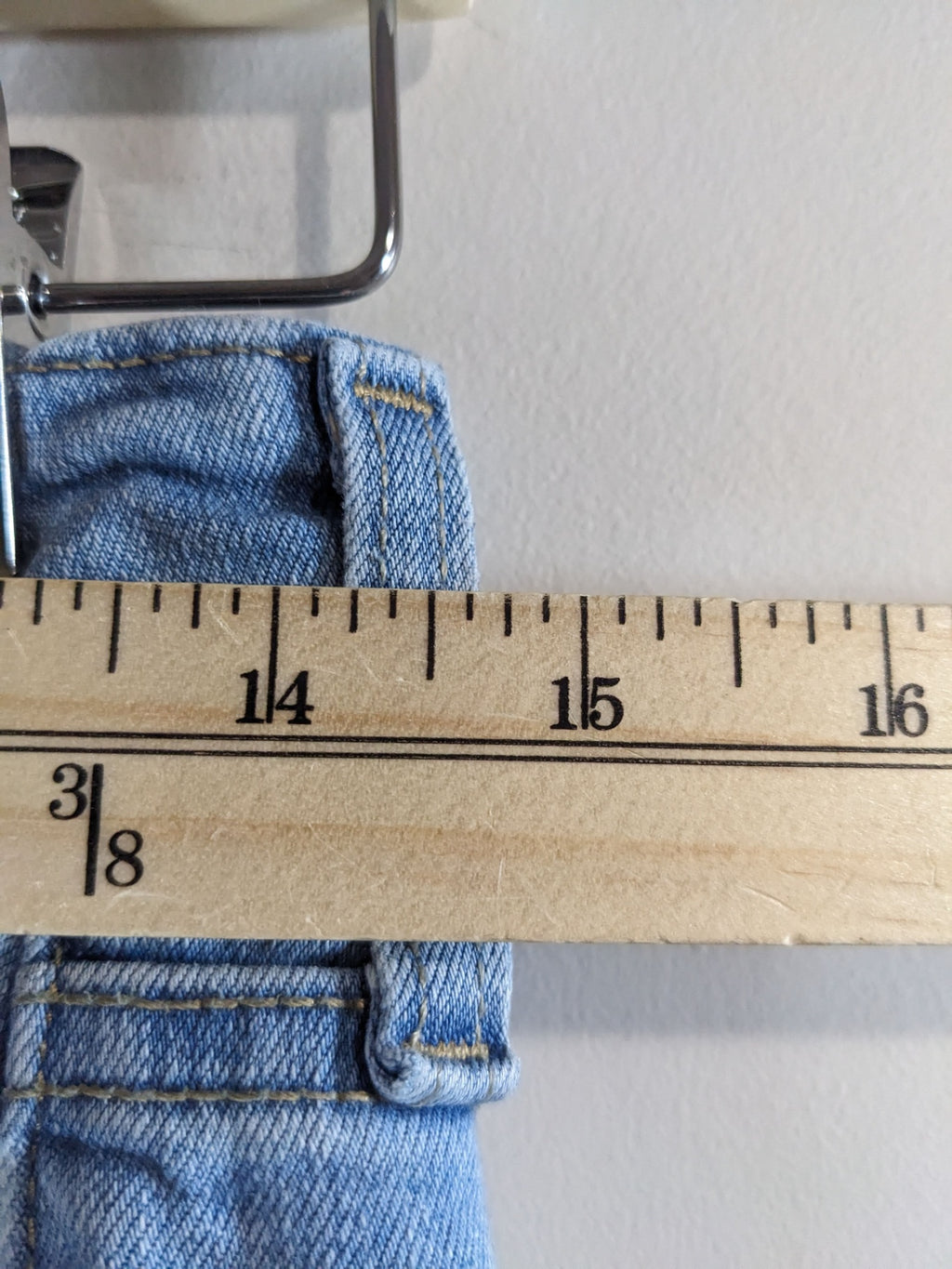 Levi's Flare Jeans - sz 29