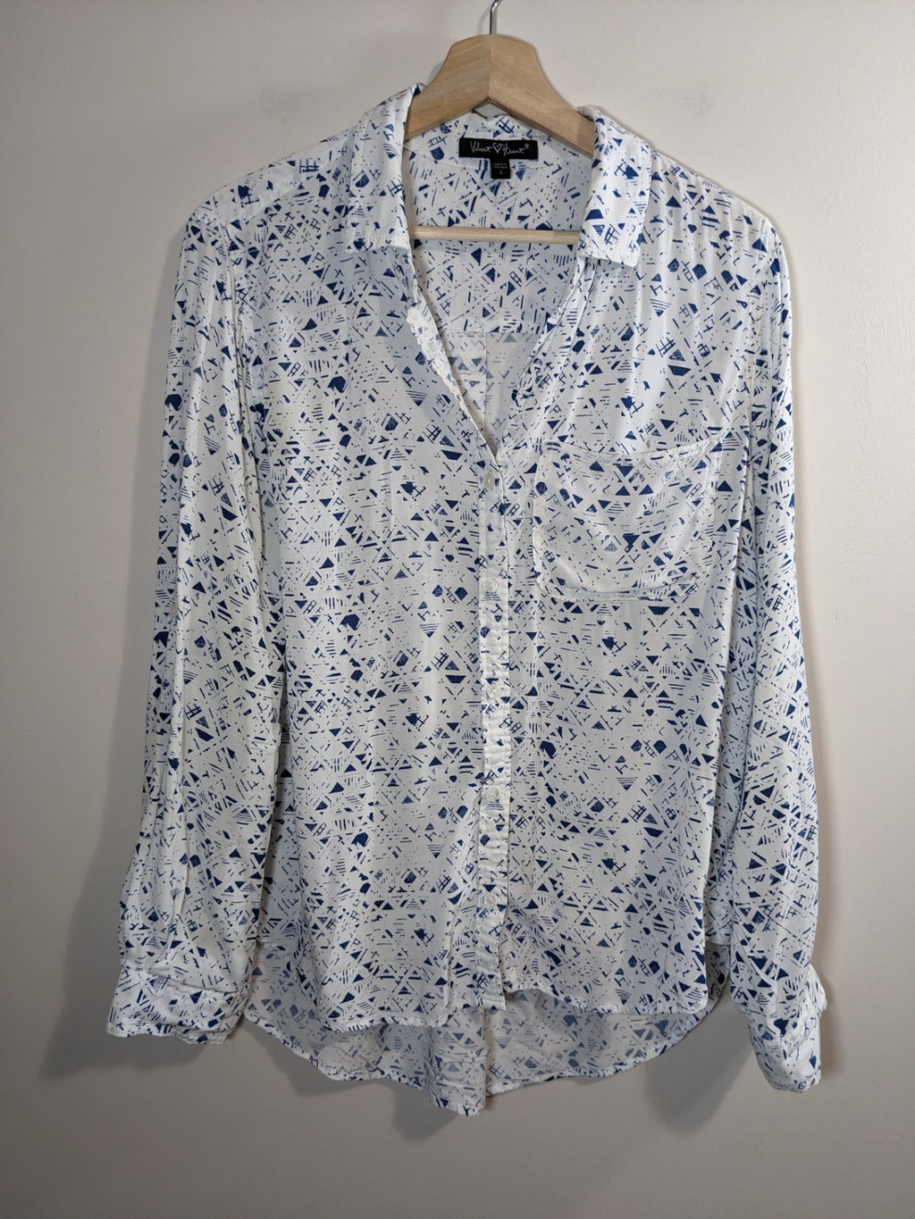 Velvet Heart White with Blue Pattern Shirt - L