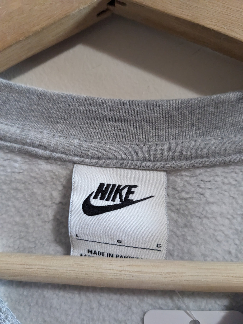 Nike Grey Crewneck - L