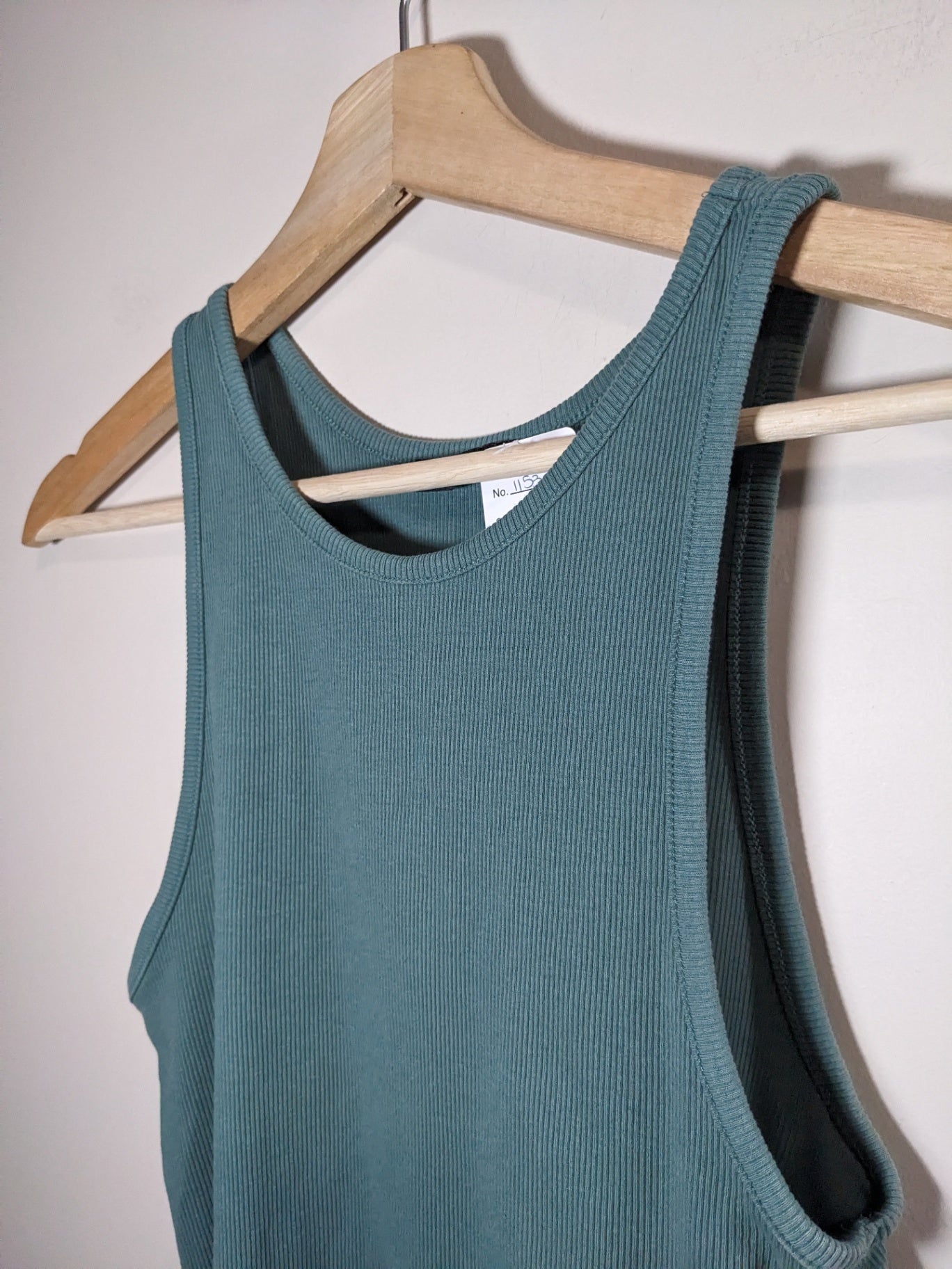 Zara Green Crop Tank - L