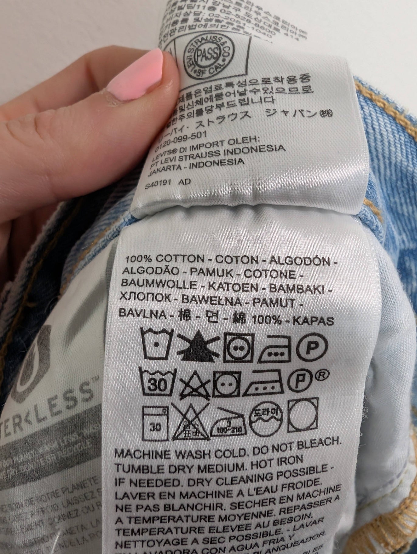 NWT Levi's 501 skinny - W 32 L 34