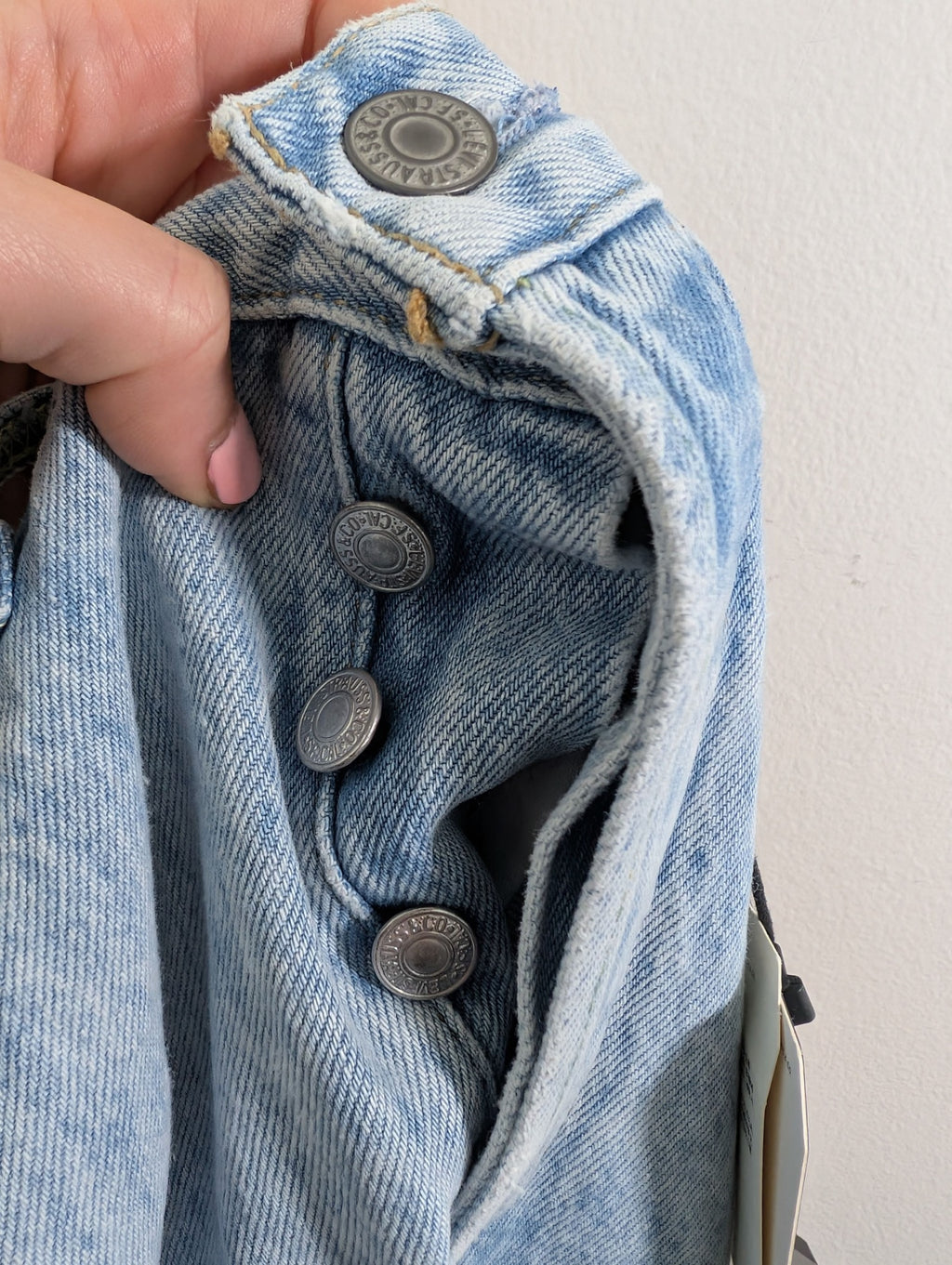 NWT Levi's 501 skinny - W 32 L 34