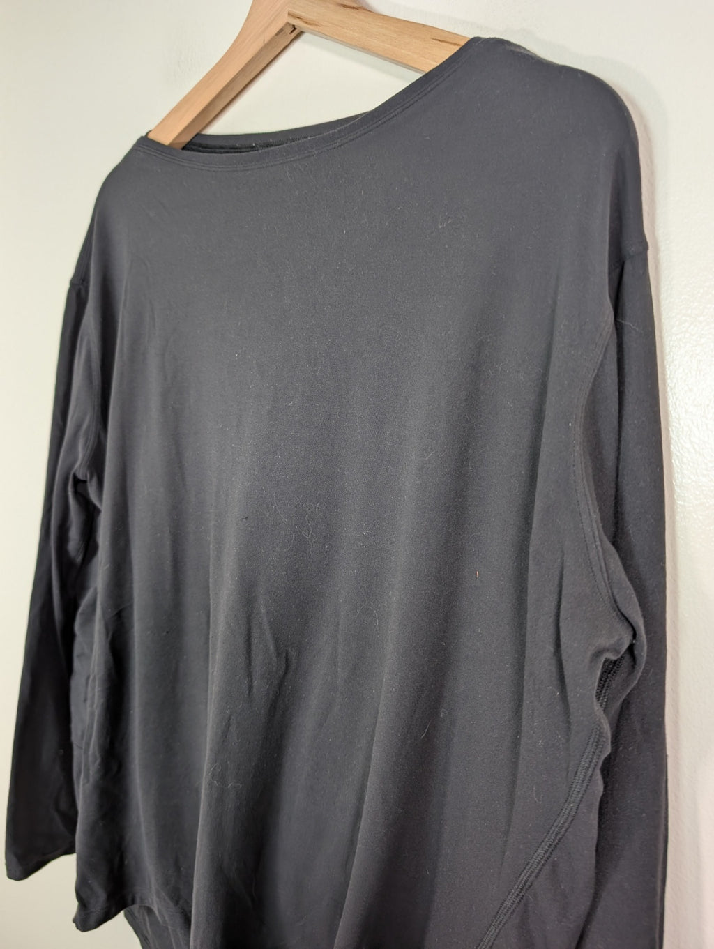 Lululemon black long sleeve- Unknown size
