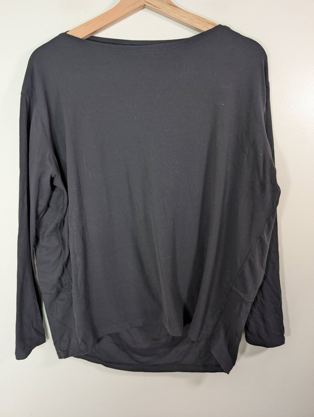 Lululemon black long sleeve- Unknown size