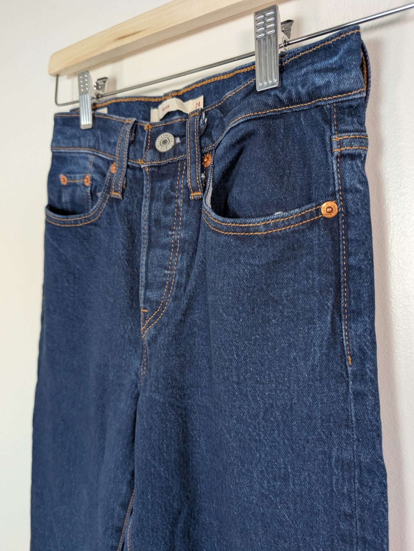 Levi's wedgie jeans - 24