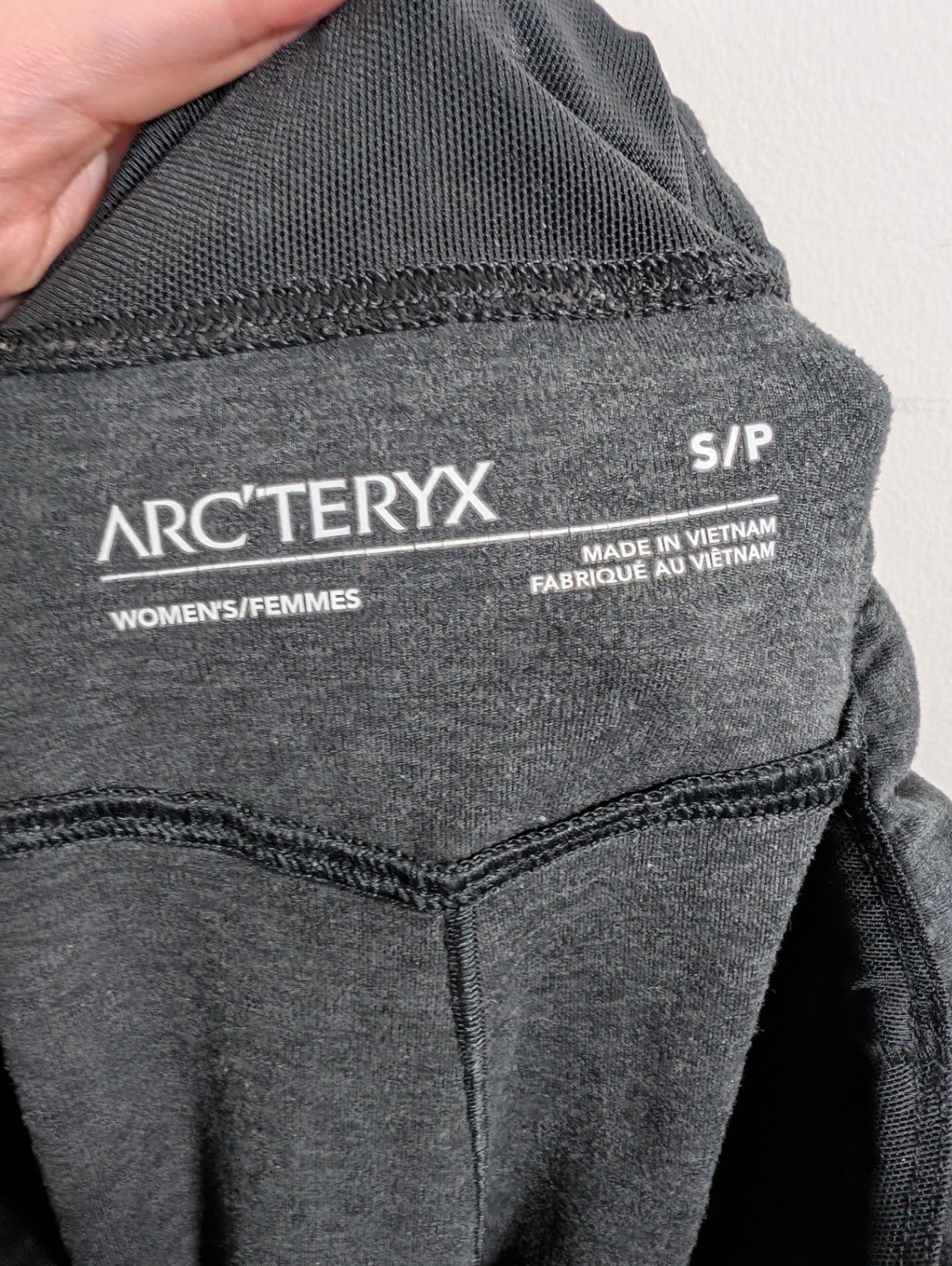 Arc'teryx grey joggers - S
