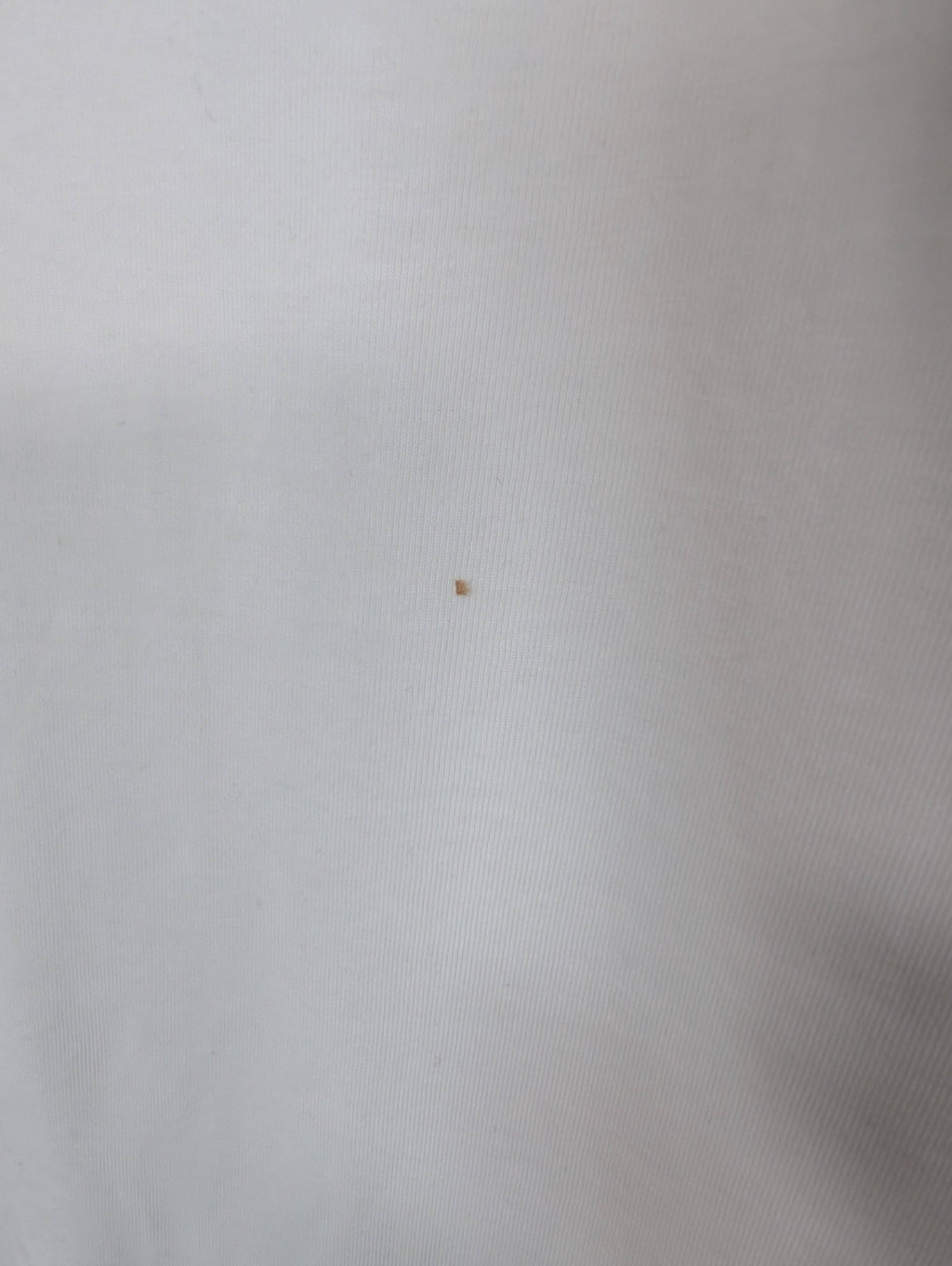 Lululemon white tank - appears 6/8