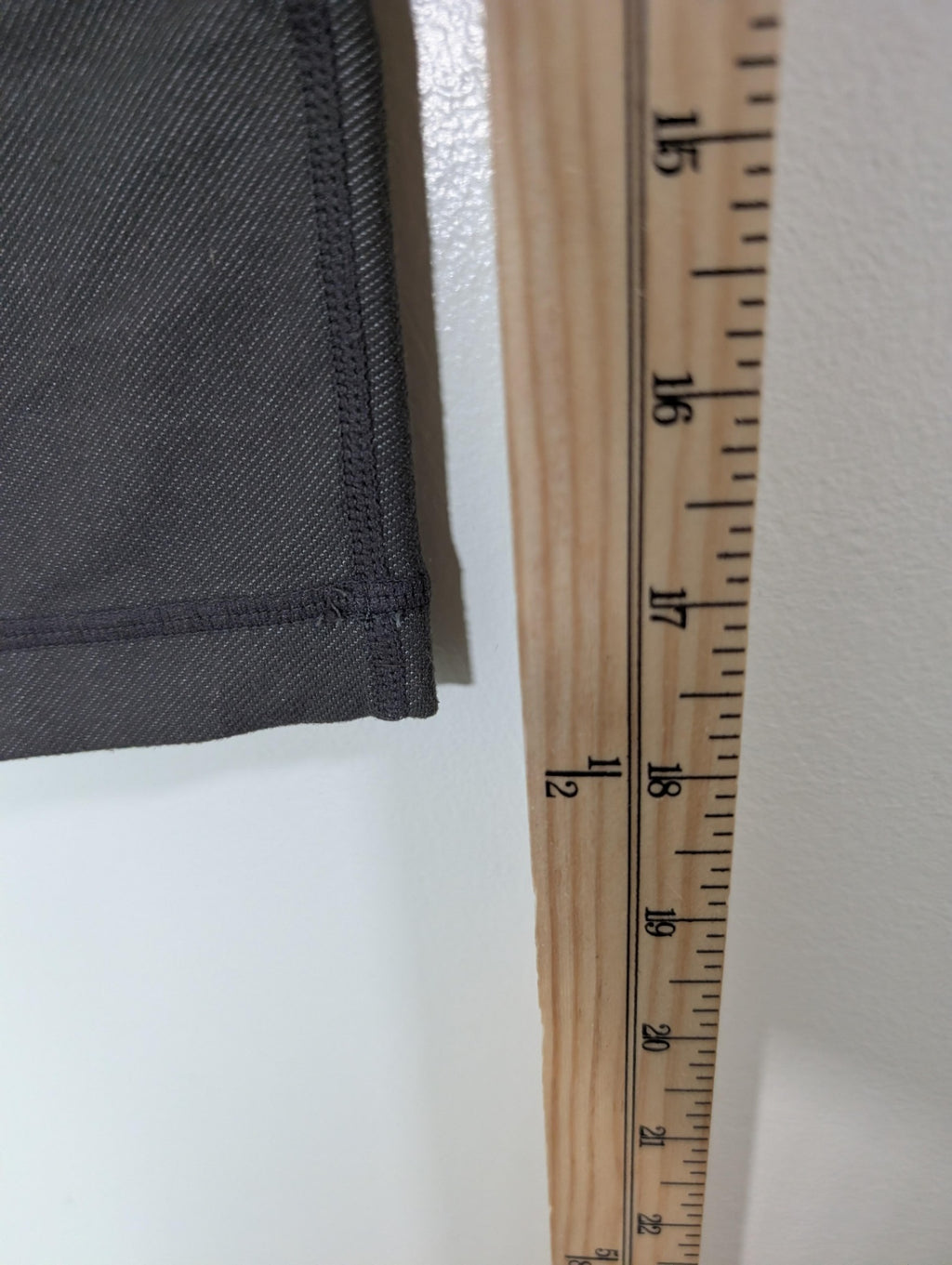 Lululemon green crop leggings - SZ 8